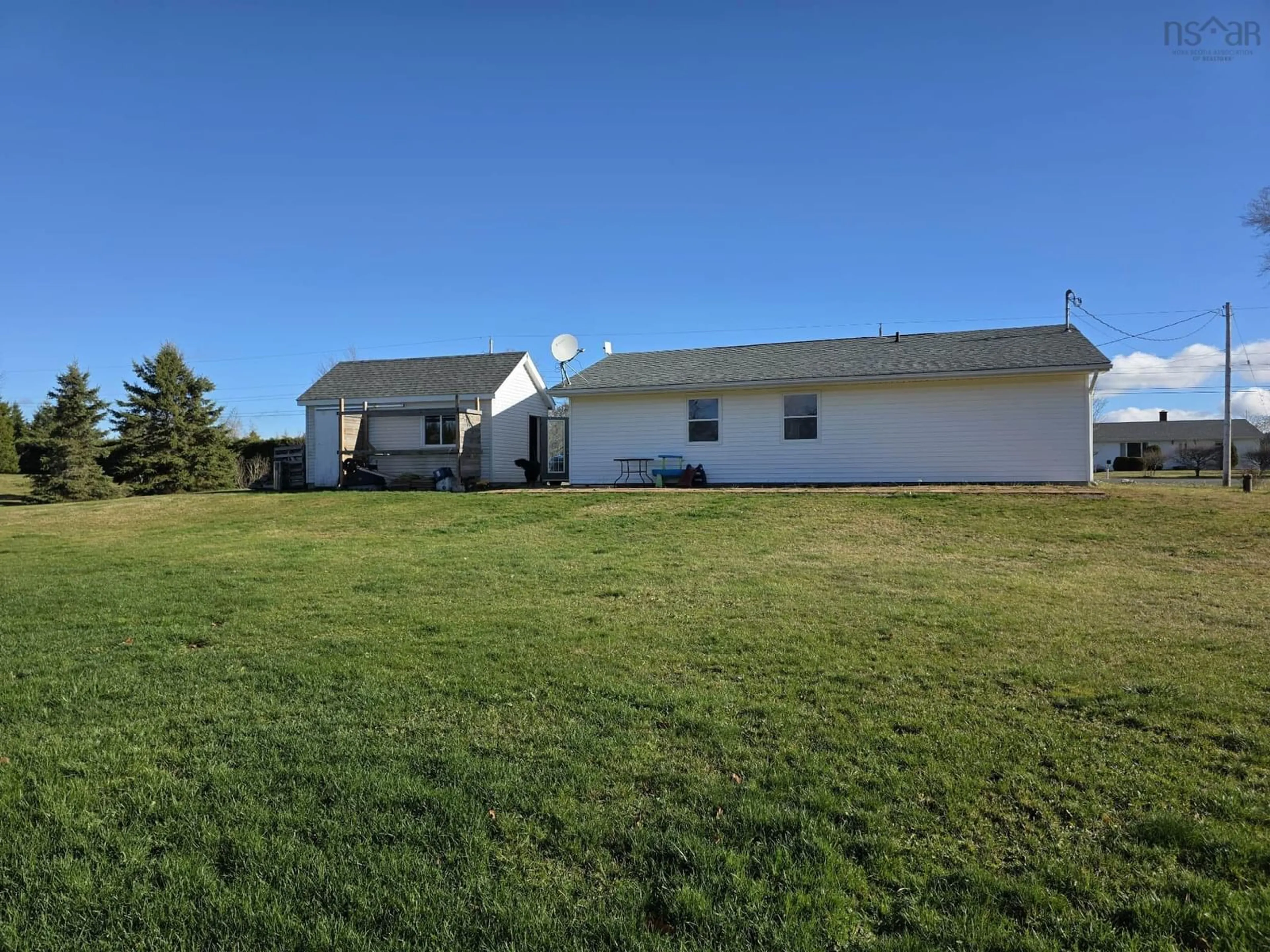 A pic from outside/outdoor area/front of a property/back of a property/a pic from drone, unknown for 259 Loop Old Highway 4 Hwy, Kemptown Nova Scotia B6L 2J5