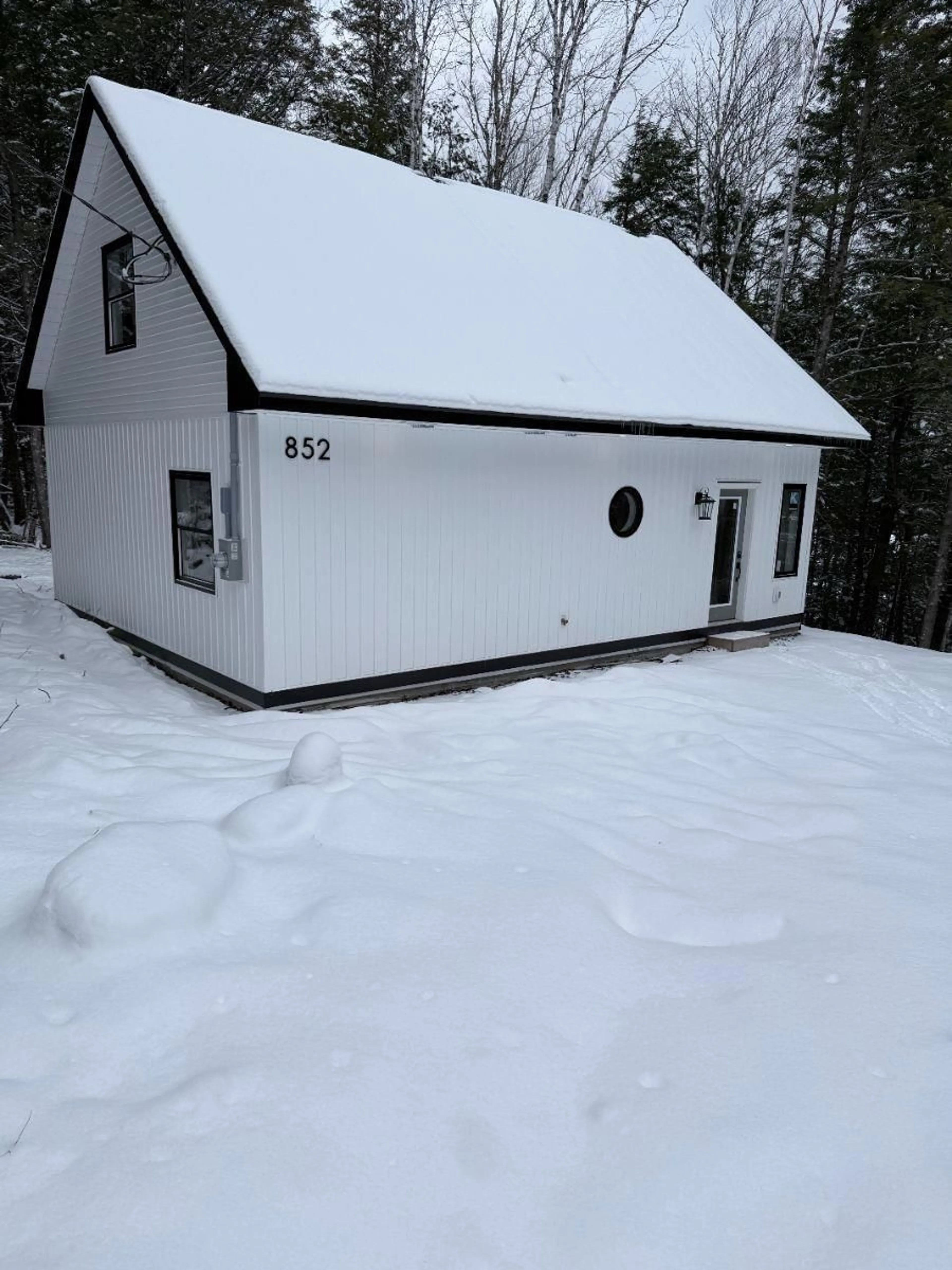 Shed for 852 Moose Pit Rd, Queens County Nova Scotia B0T 1B0