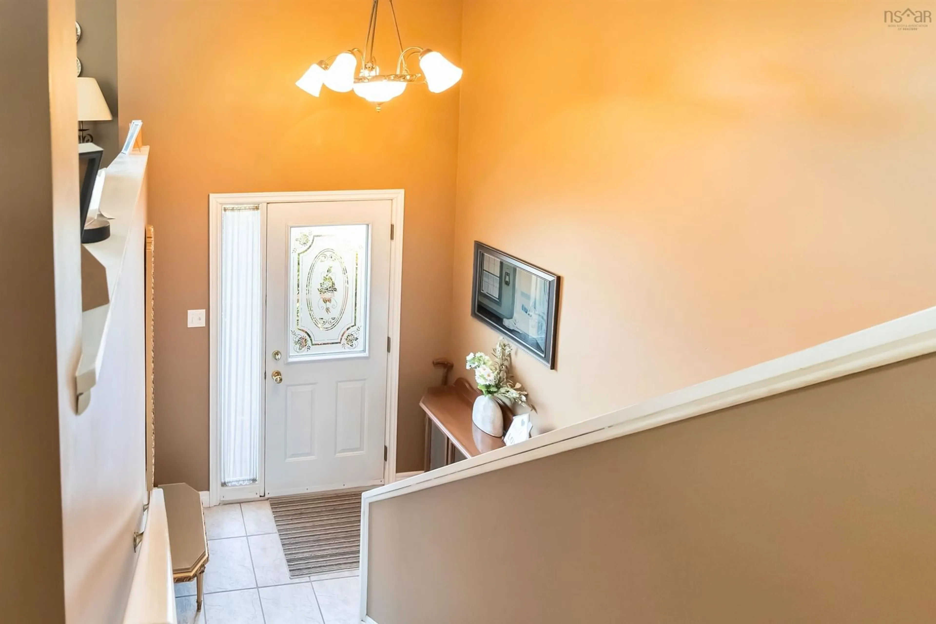 Indoor entryway for 45 Grove Ave, Beaver Bank Nova Scotia B4G 1B7