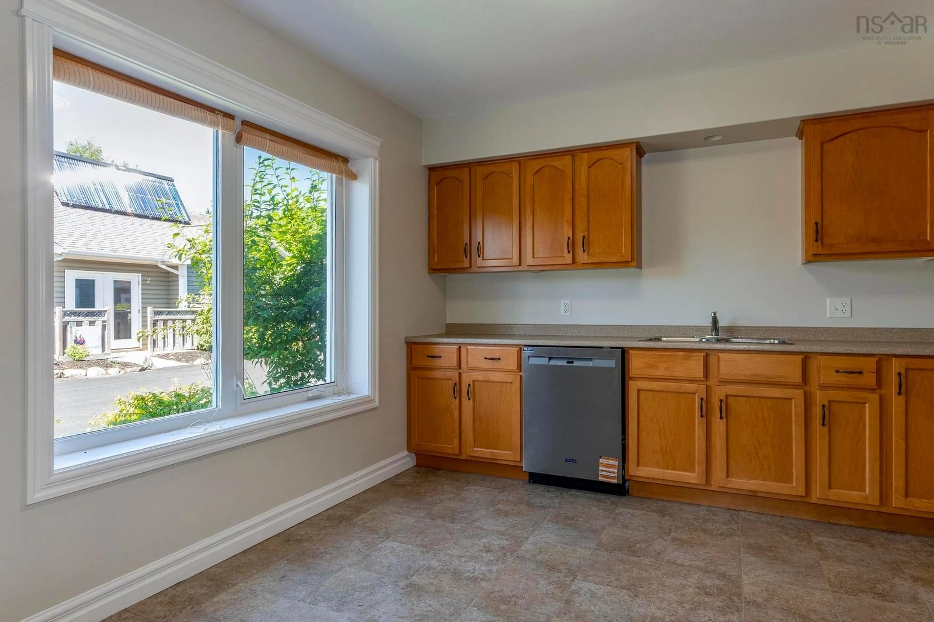 Standard kitchen, unknown for 88 Main St #1, Tatamagouche Nova Scotia B0K 1V0