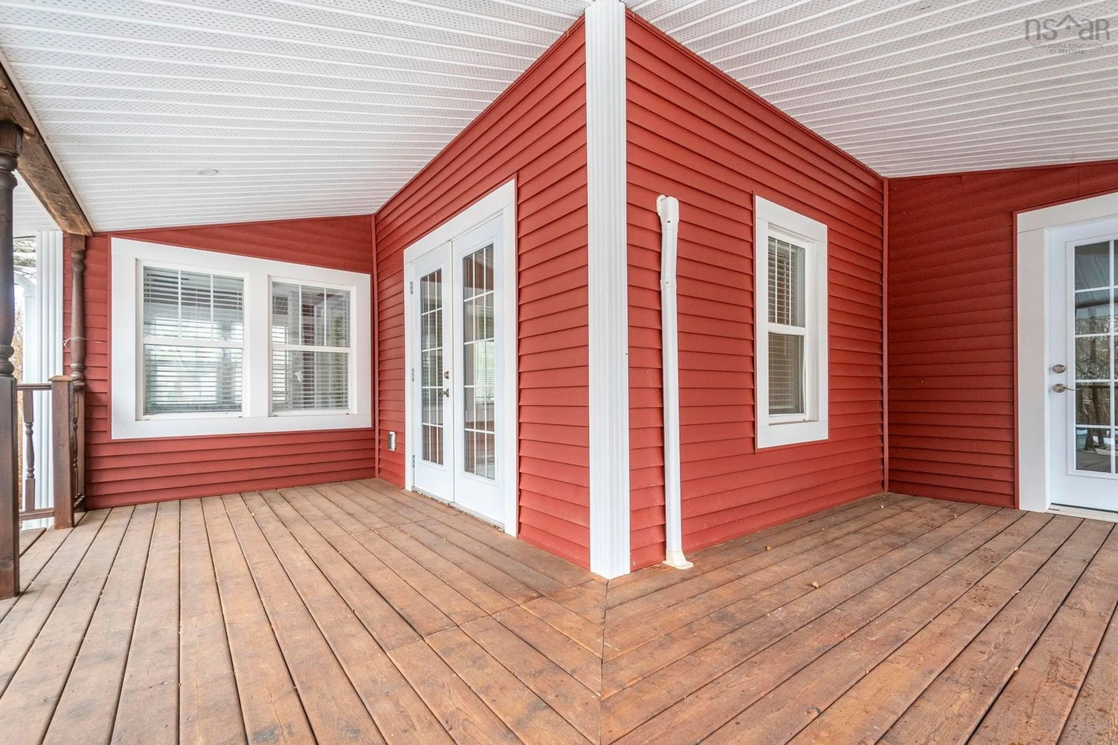 Home with vinyl exterior material, unknown for 9499 Highway 10, Nictaux Nova Scotia B0S 1P0