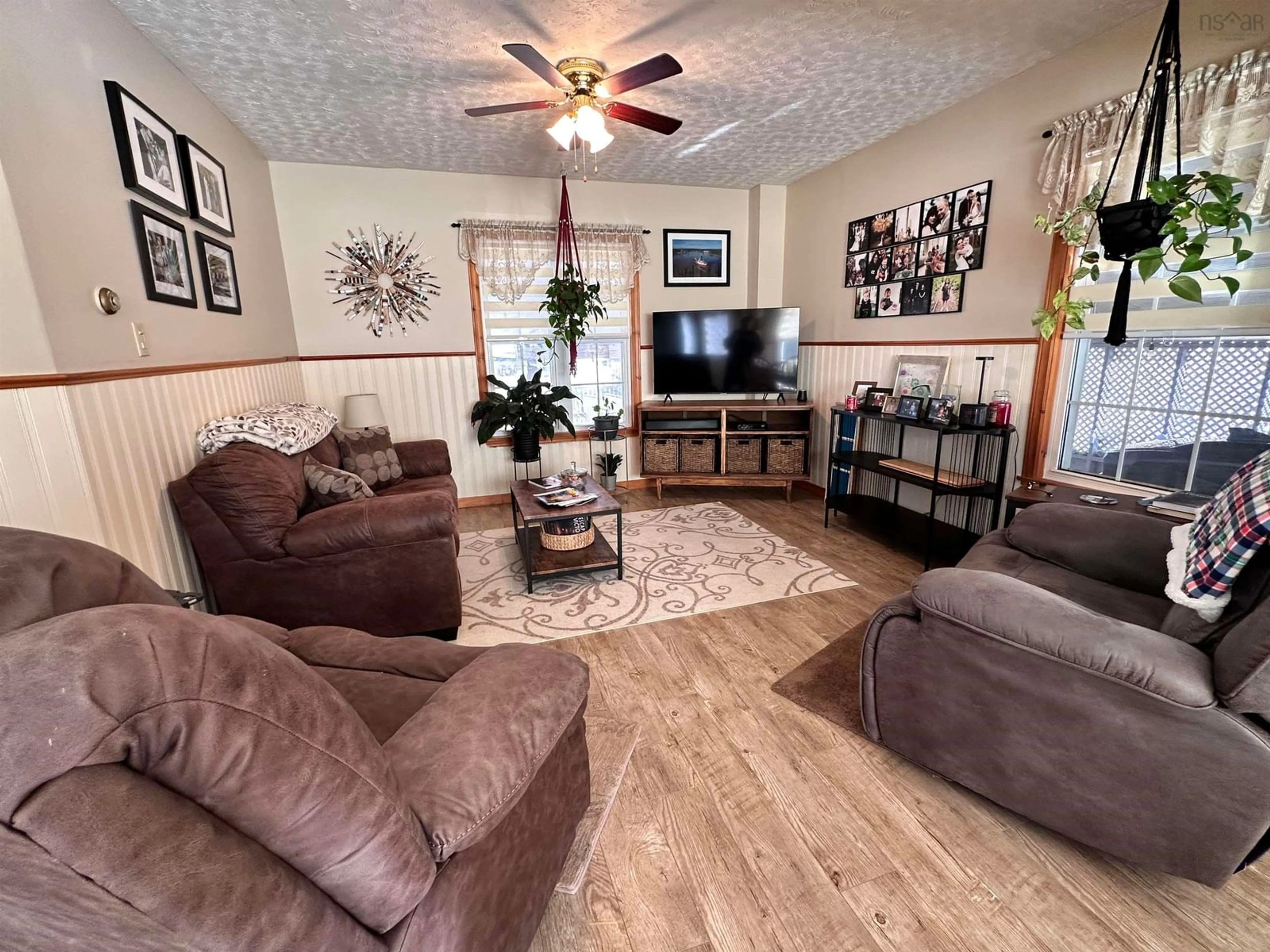 Living room with furniture, unknown for 15 Dexter Ave, Brooklyn Nova Scotia B0J 1H0