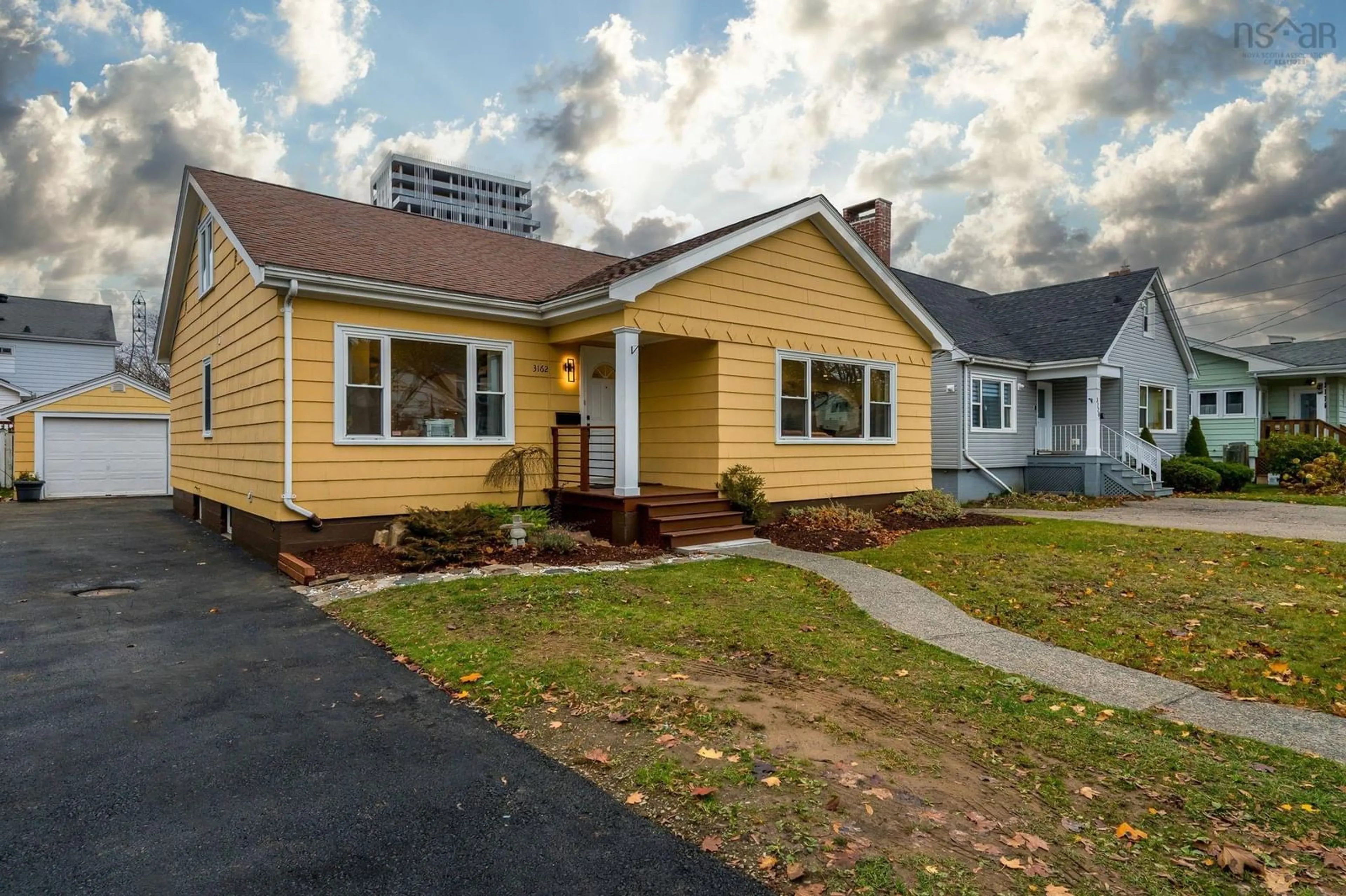 Home with vinyl exterior material, street for 3162 Romans Ave, Halifax Nova Scotia B3L 3W9
