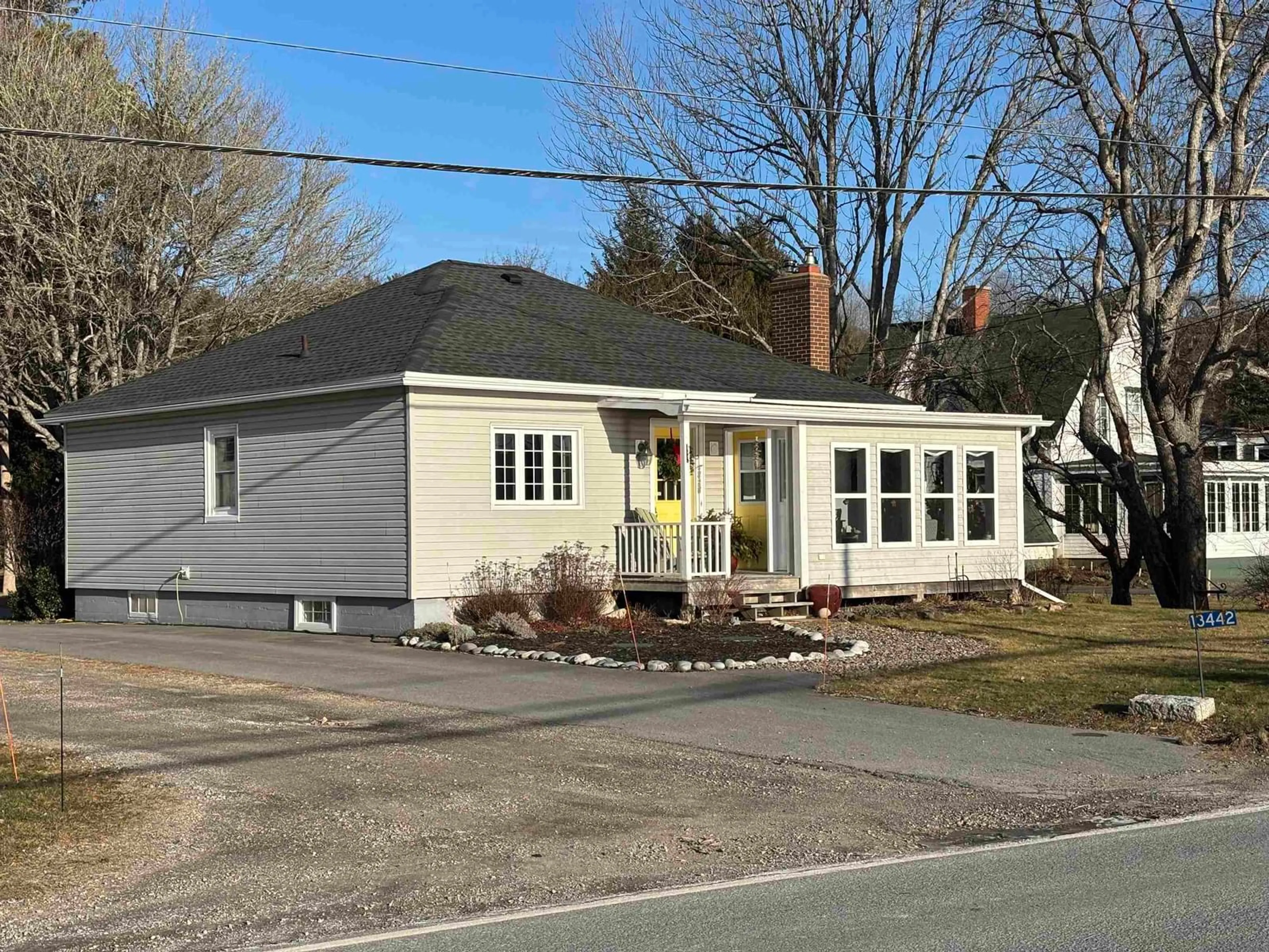 Home with vinyl exterior material, street for 13442 Highway 3, Dayspring Nova Scotia B4V 5P1