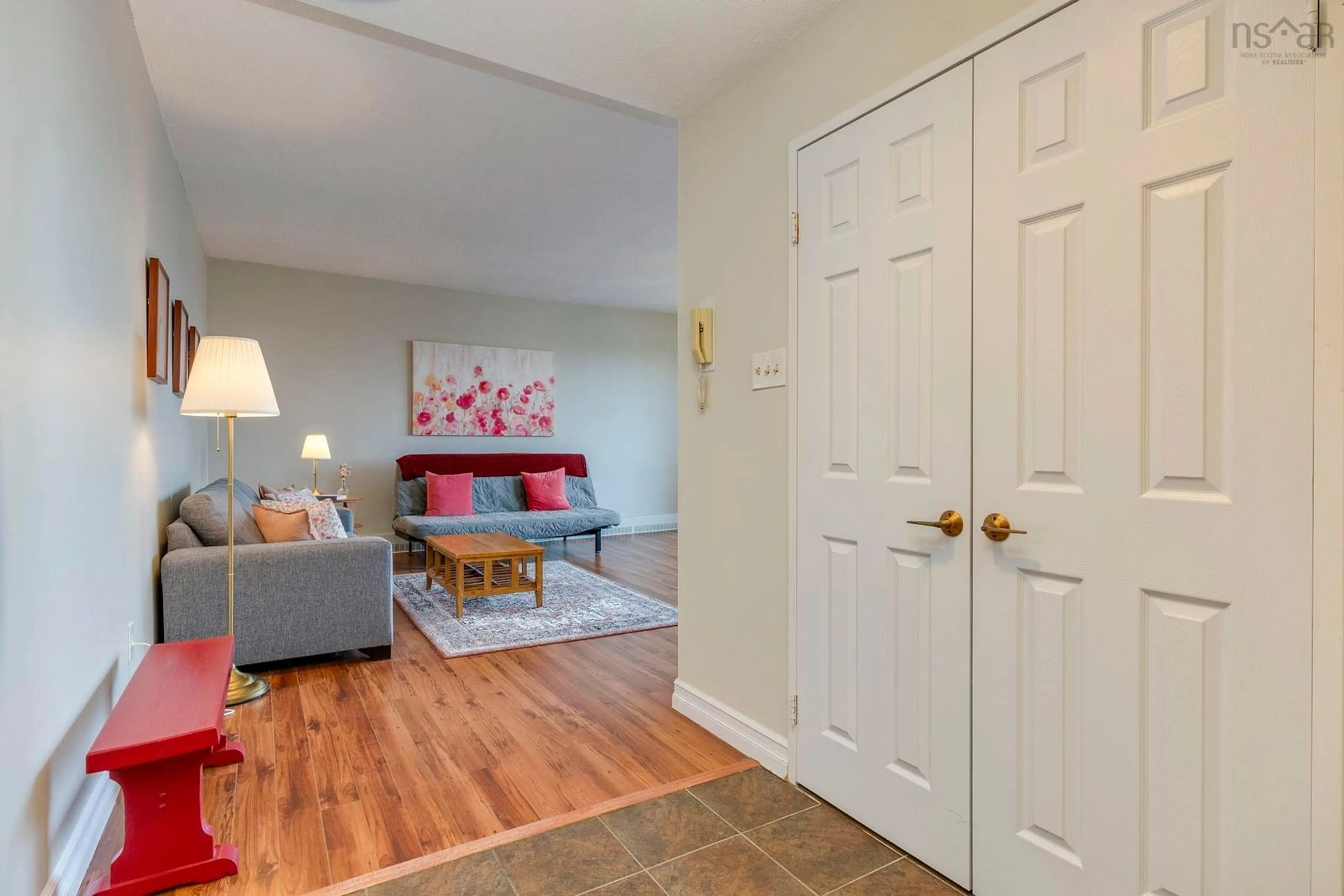 Indoor entryway for 6095 Coburg Rd #607, Halifax Nova Scotia B3K 4K1