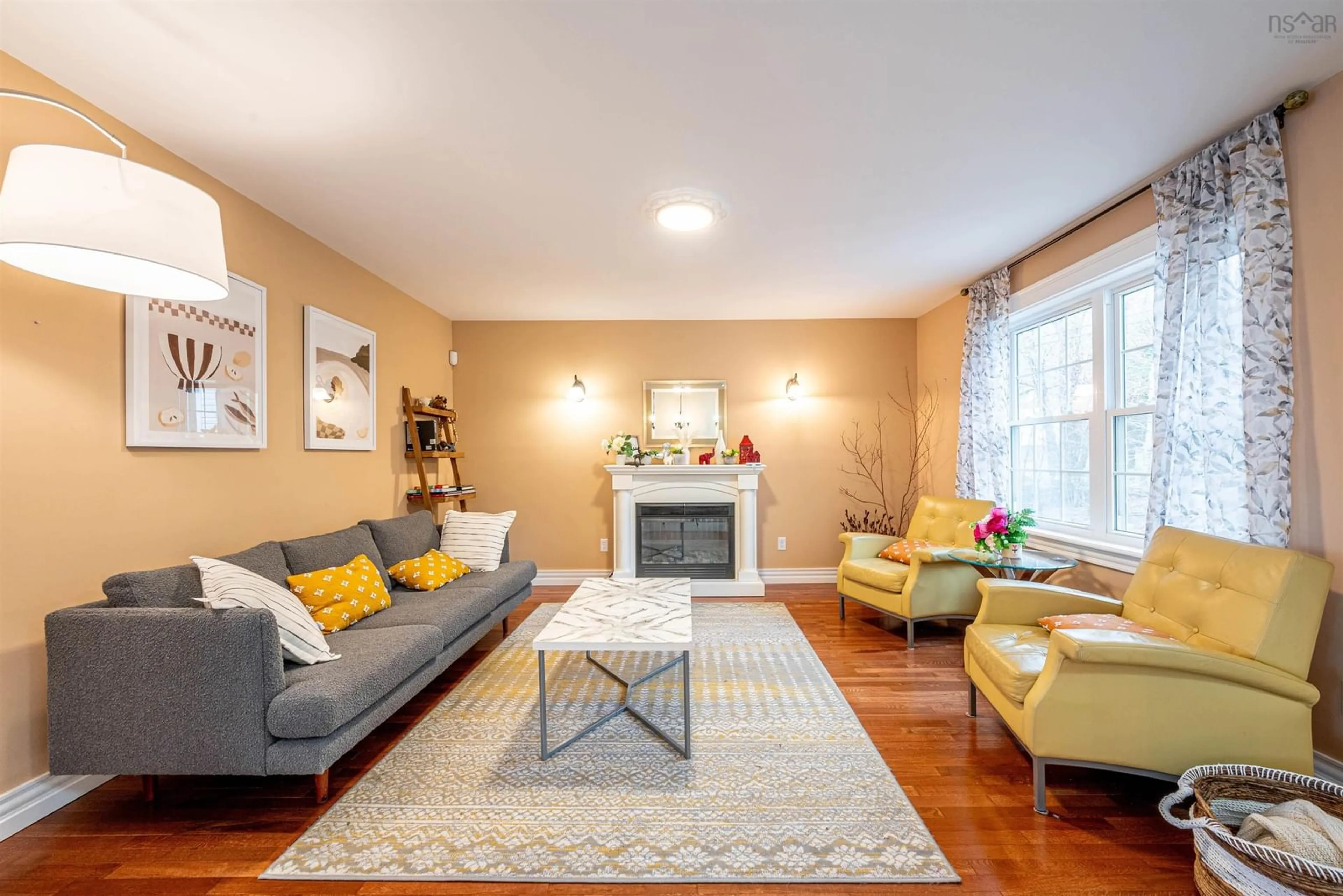 Living room with furniture, unknown for 35 Granter Rd, Bedford Nova Scotia B4B 2C5