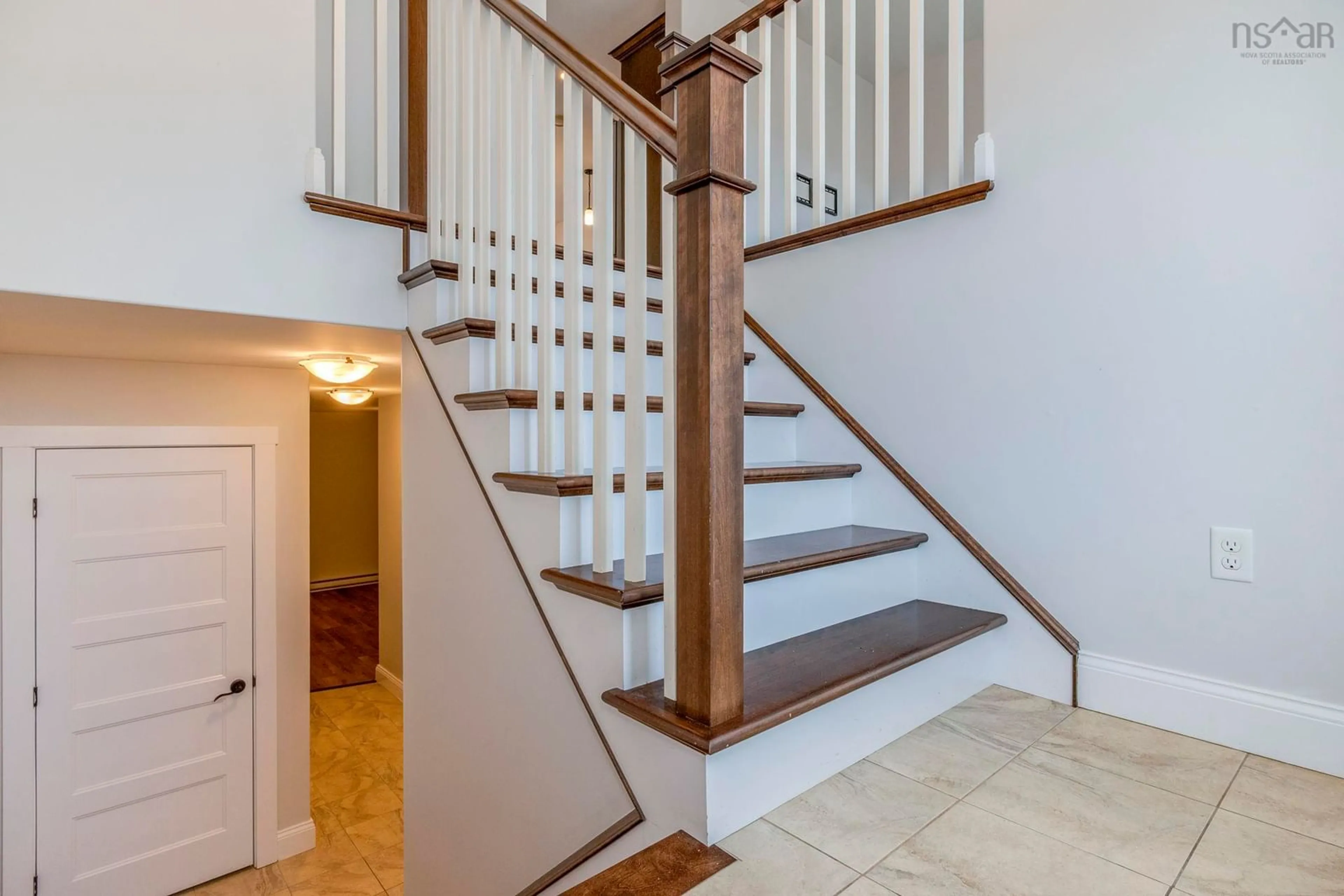 Stairs for 182 Darlington Dr, Middle Sackville Nova Scotia B4E 0H1