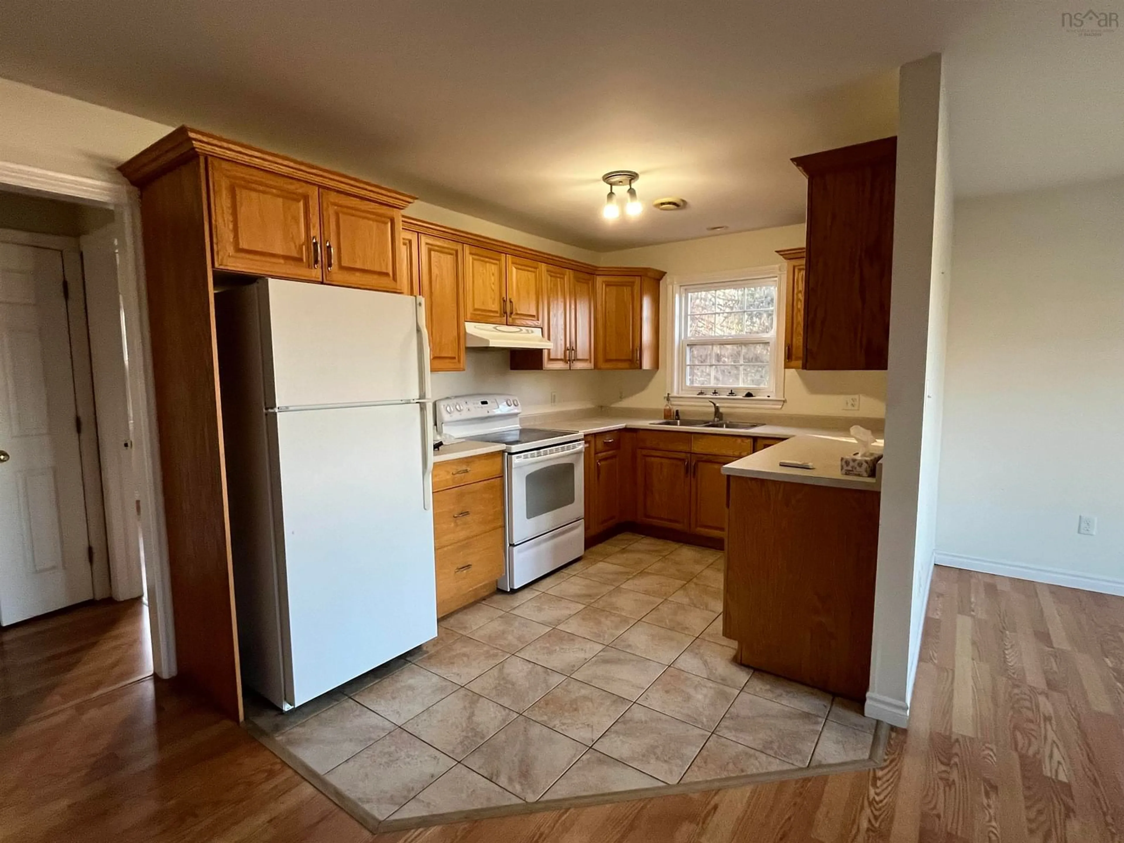 Standard kitchen, unknown for 8 Kimbrough Crt, Greenwich Nova Scotia B4P 0A7
