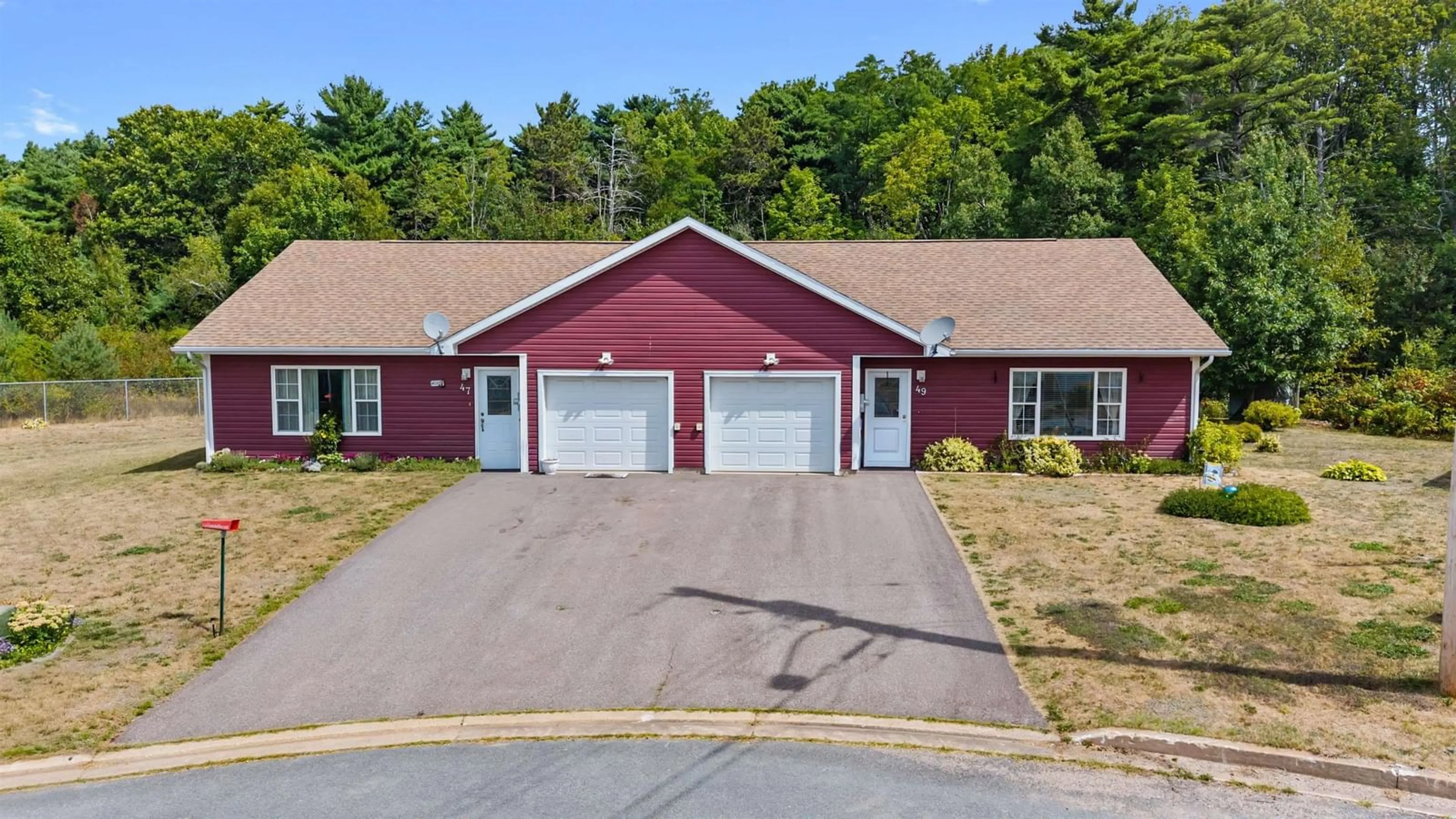 A pic from outside/outdoor area/front of a property/back of a property/a pic from drone, unknown for 47 Kimbrough Crt, Greenwich Nova Scotia B4P 0A7