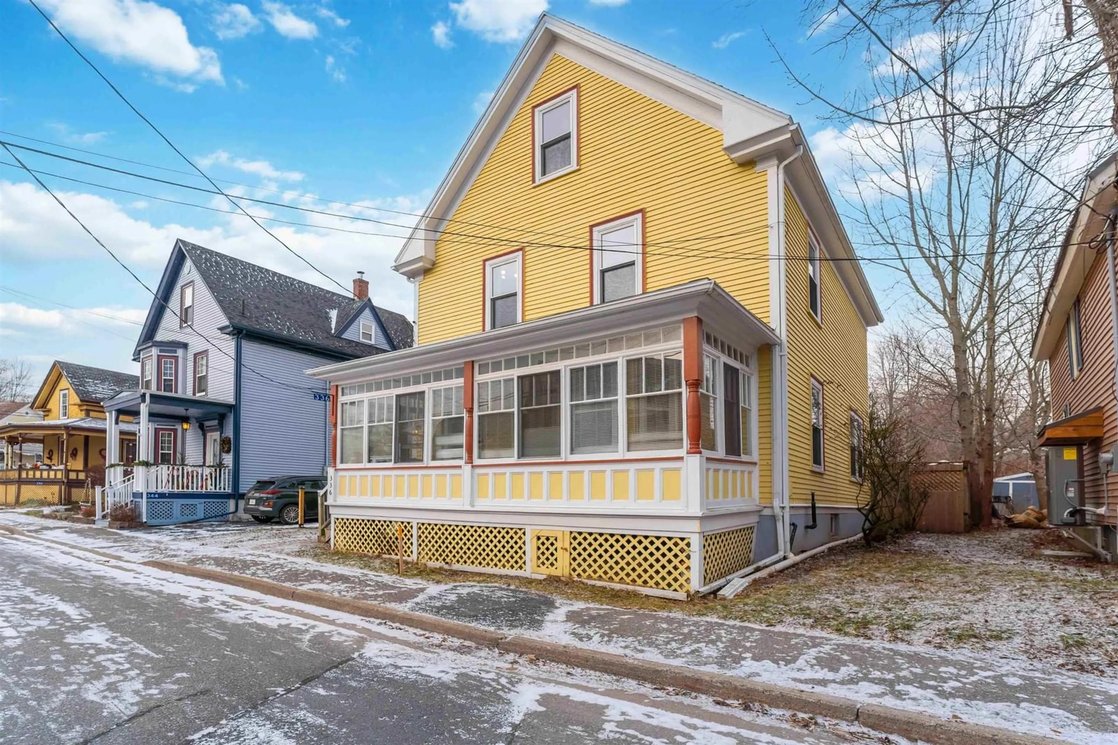 Home with vinyl exterior material, street for 336 Gray St, Windsor Nova Scotia B0N 2T0