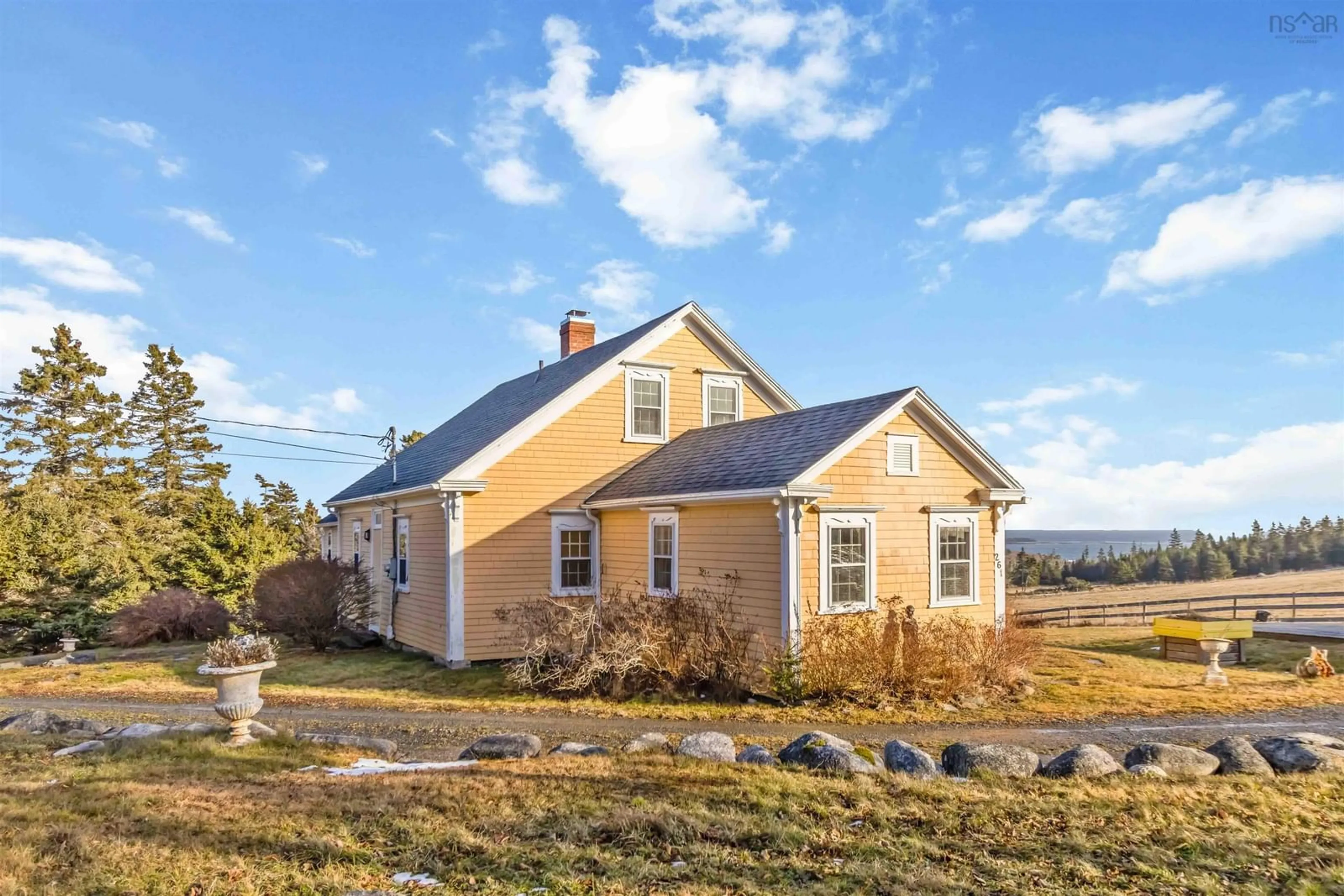 Home with vinyl exterior material, unknown for 261 Upper Kingsburg Rd, Upper Kingsburg Nova Scotia B0J 2X0