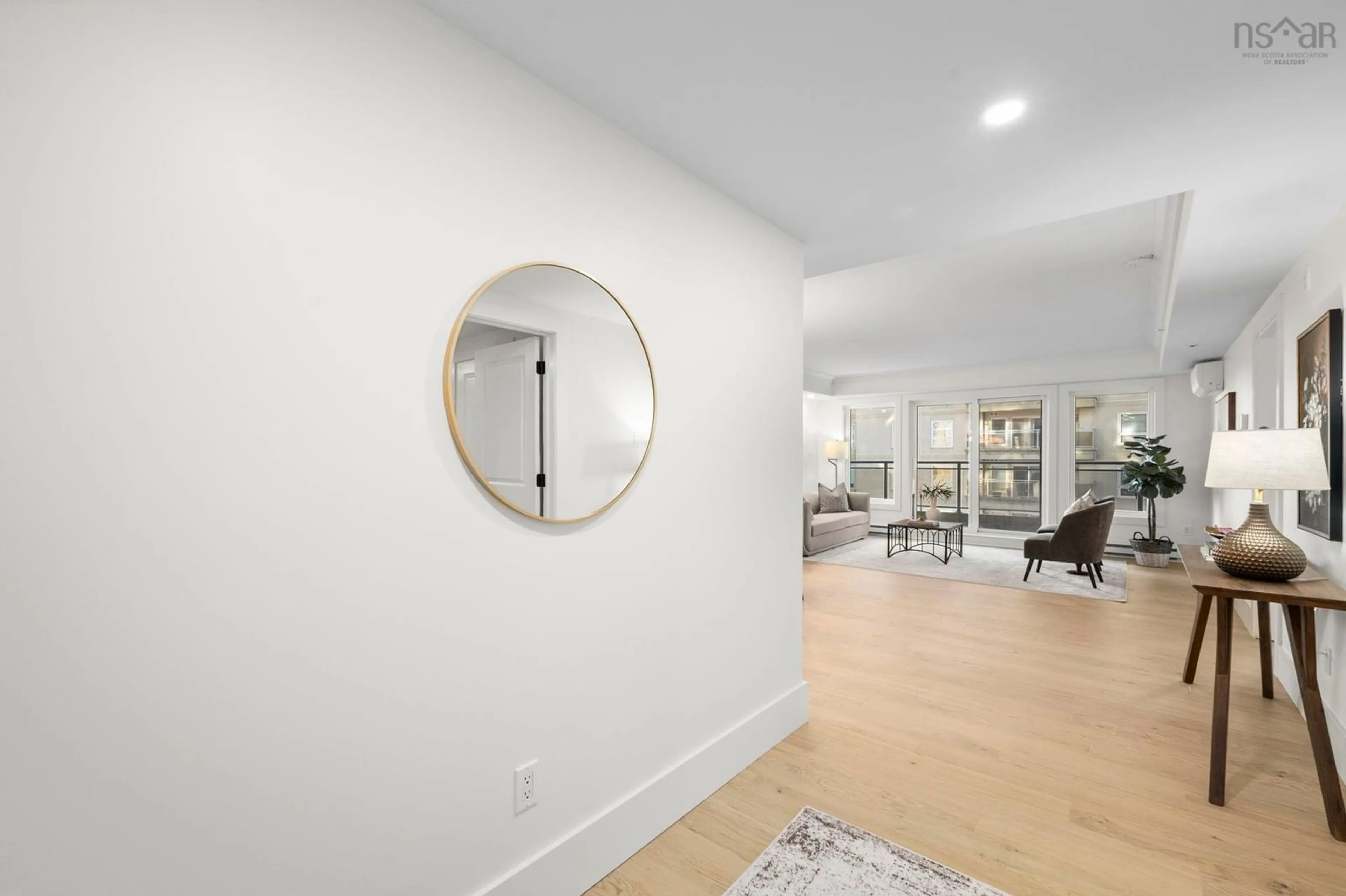 Indoor entryway for 1540 Summer St #604, Halifax Nova Scotia B3H 4R9