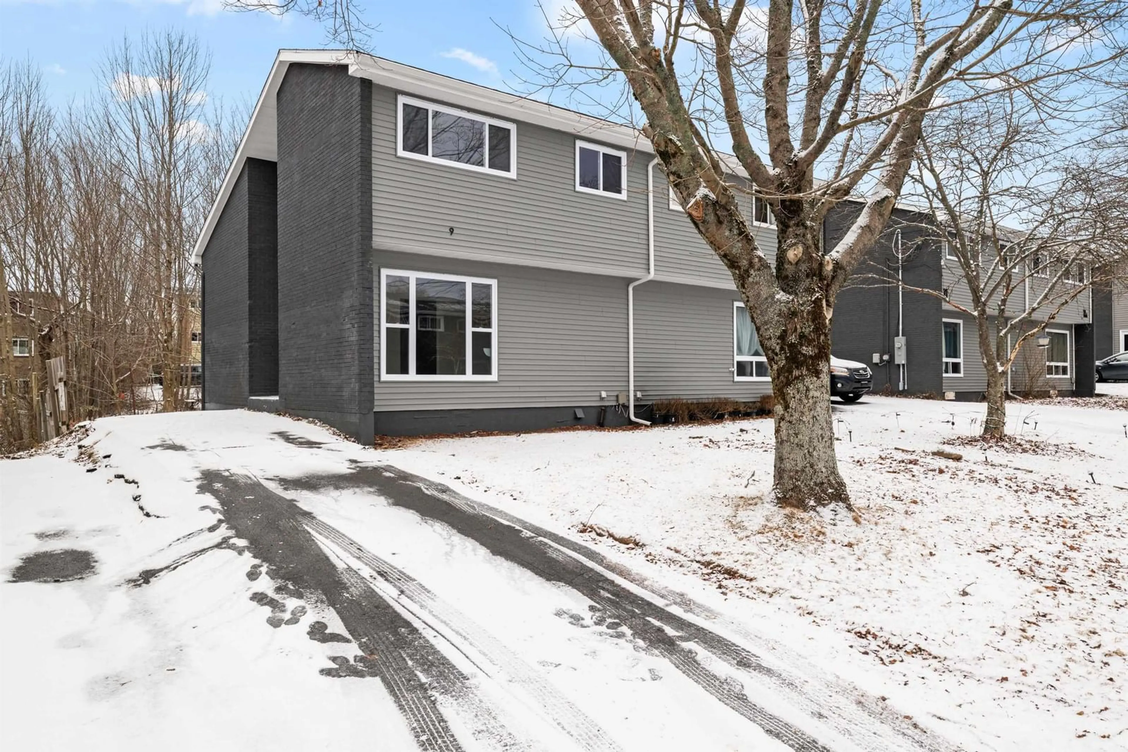 Home with vinyl exterior material, street for 9-9A Ruben Crt, Dartmouth Nova Scotia B2X 1L9