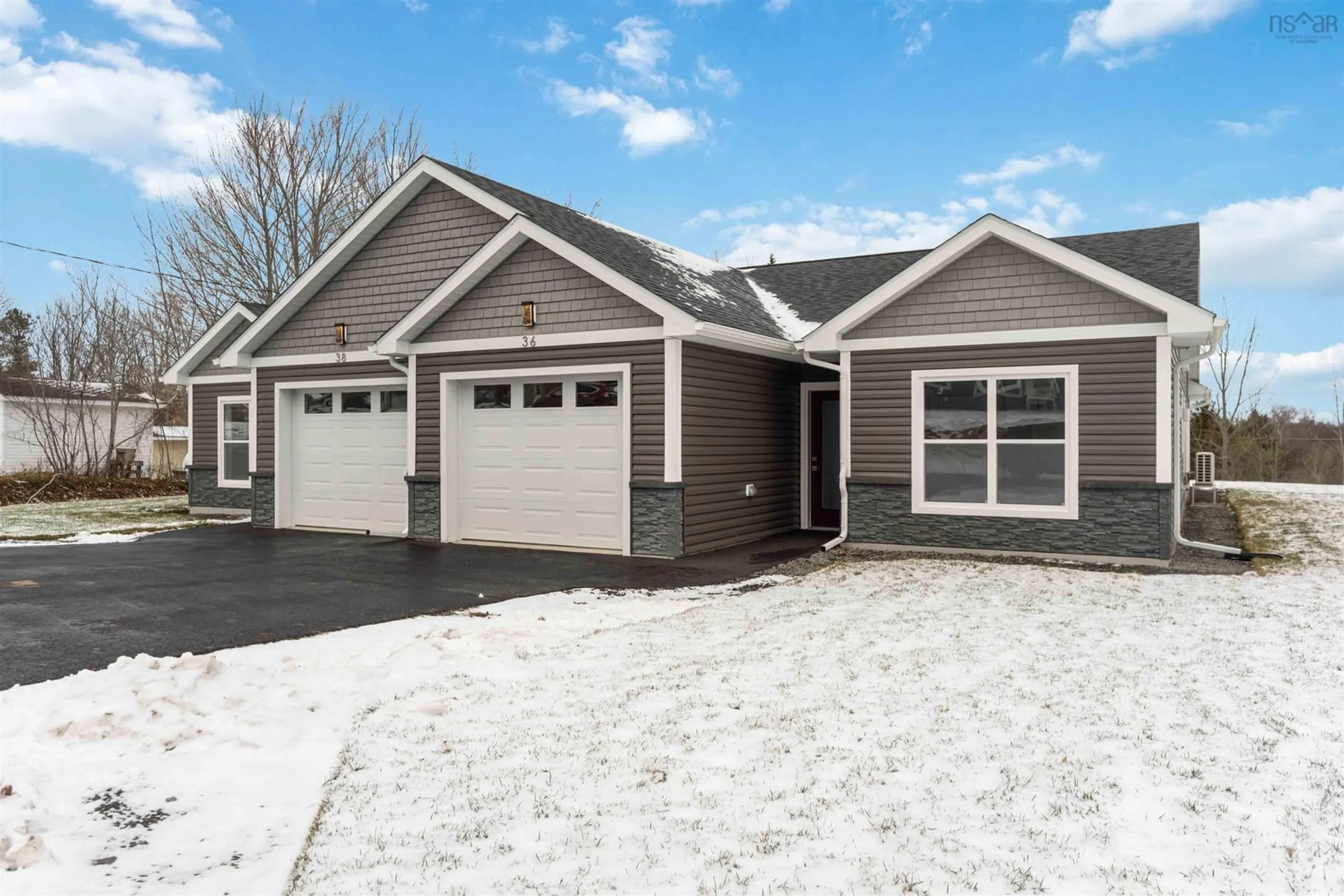 Home with vinyl exterior material, street for 36 Pemberton Avenue #1R, Garlands Crossing Nova Scotia B0N 2T0