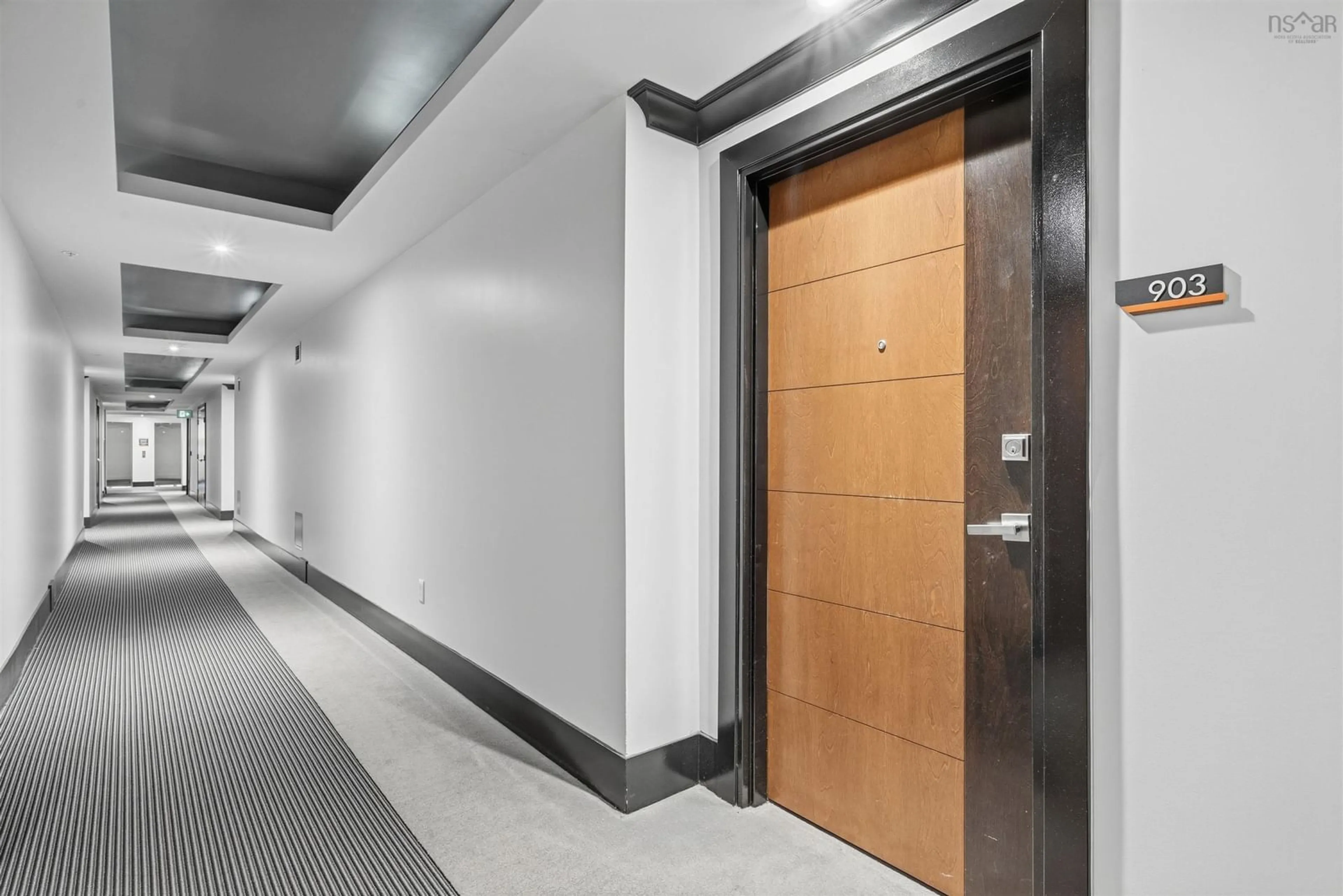 Indoor foyer for 3471 Dutch Village Rd #903, Halifax Nova Scotia B3N 0C7