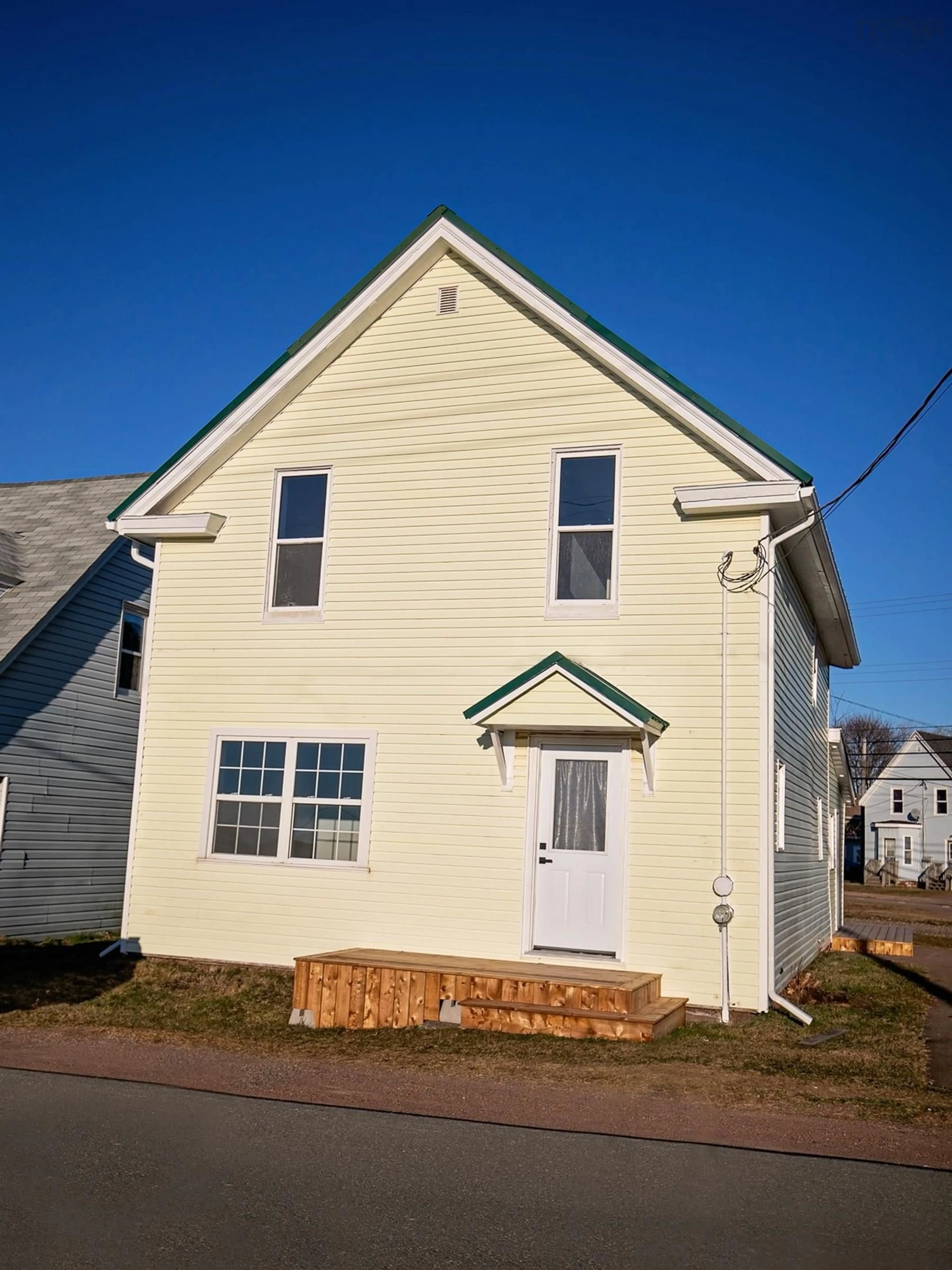 Home with vinyl exterior material, building for 32 Douglas Ave, Amherst Nova Scotia B4H 3E6