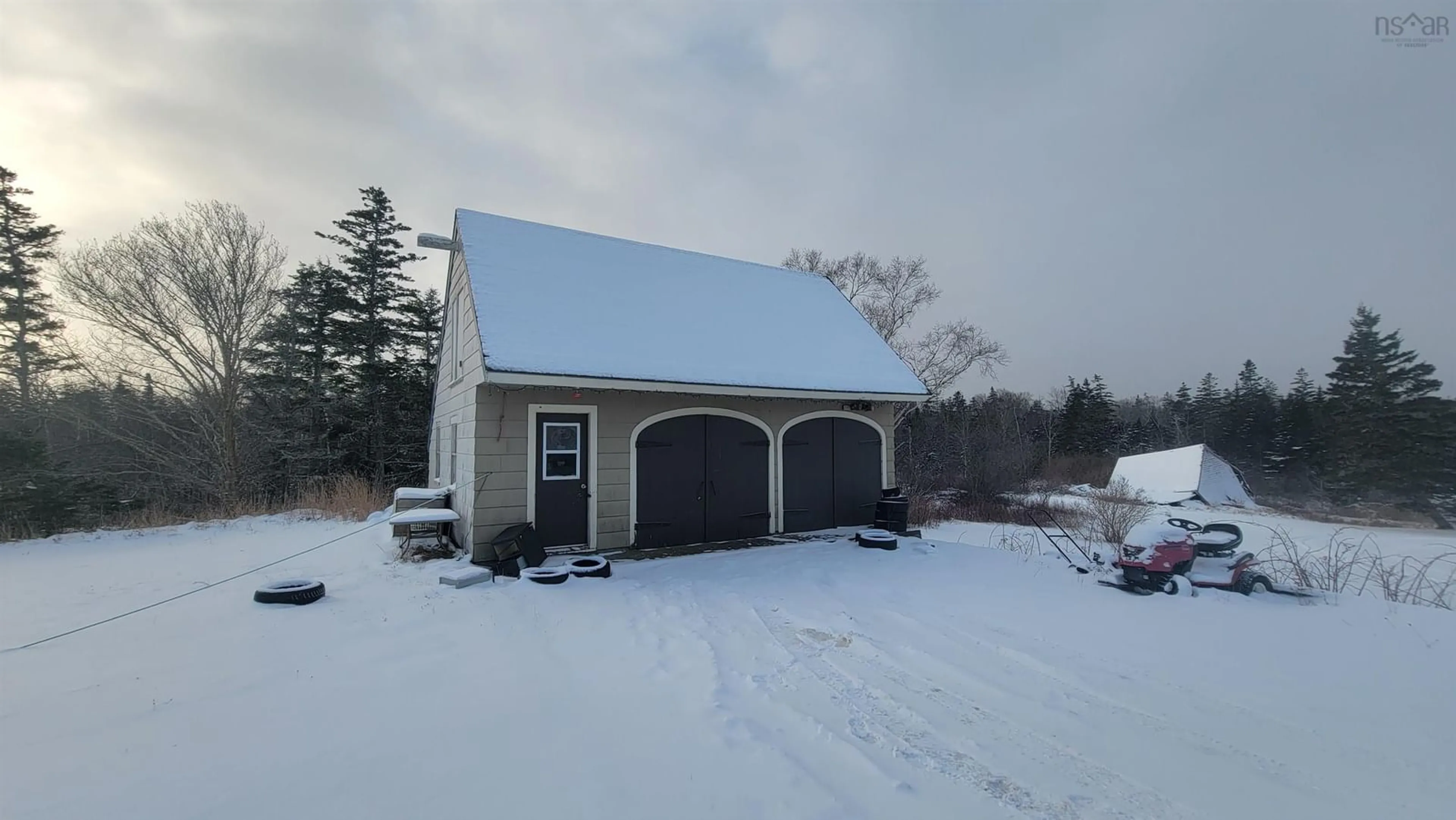 Indoor garage for 144 Chemin De L'est St, Wedgeport Nova Scotia B0W 3P0