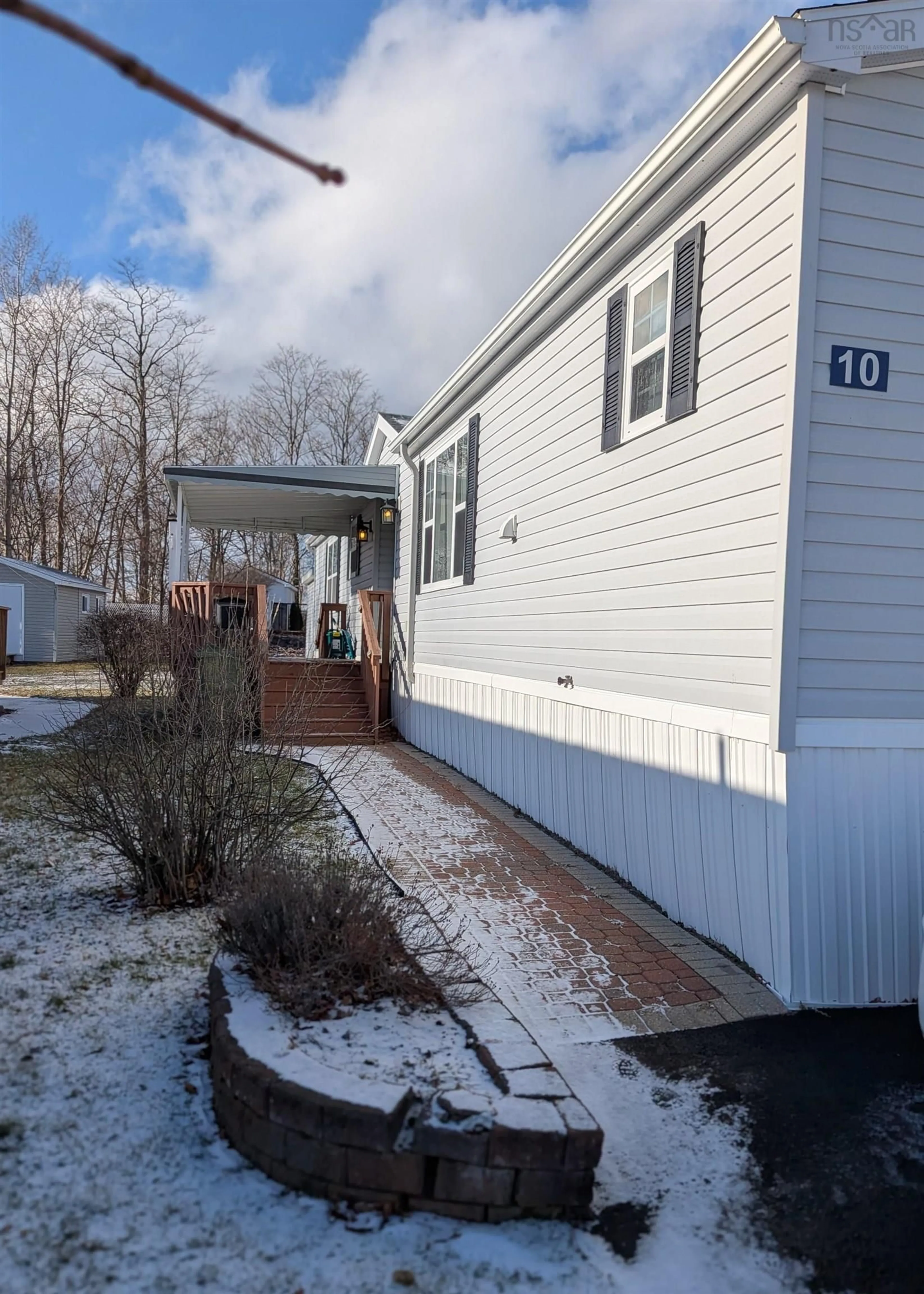 Home with vinyl exterior material, street for 10 Osprey Crt, Bridgewater Nova Scotia B4V 4E5