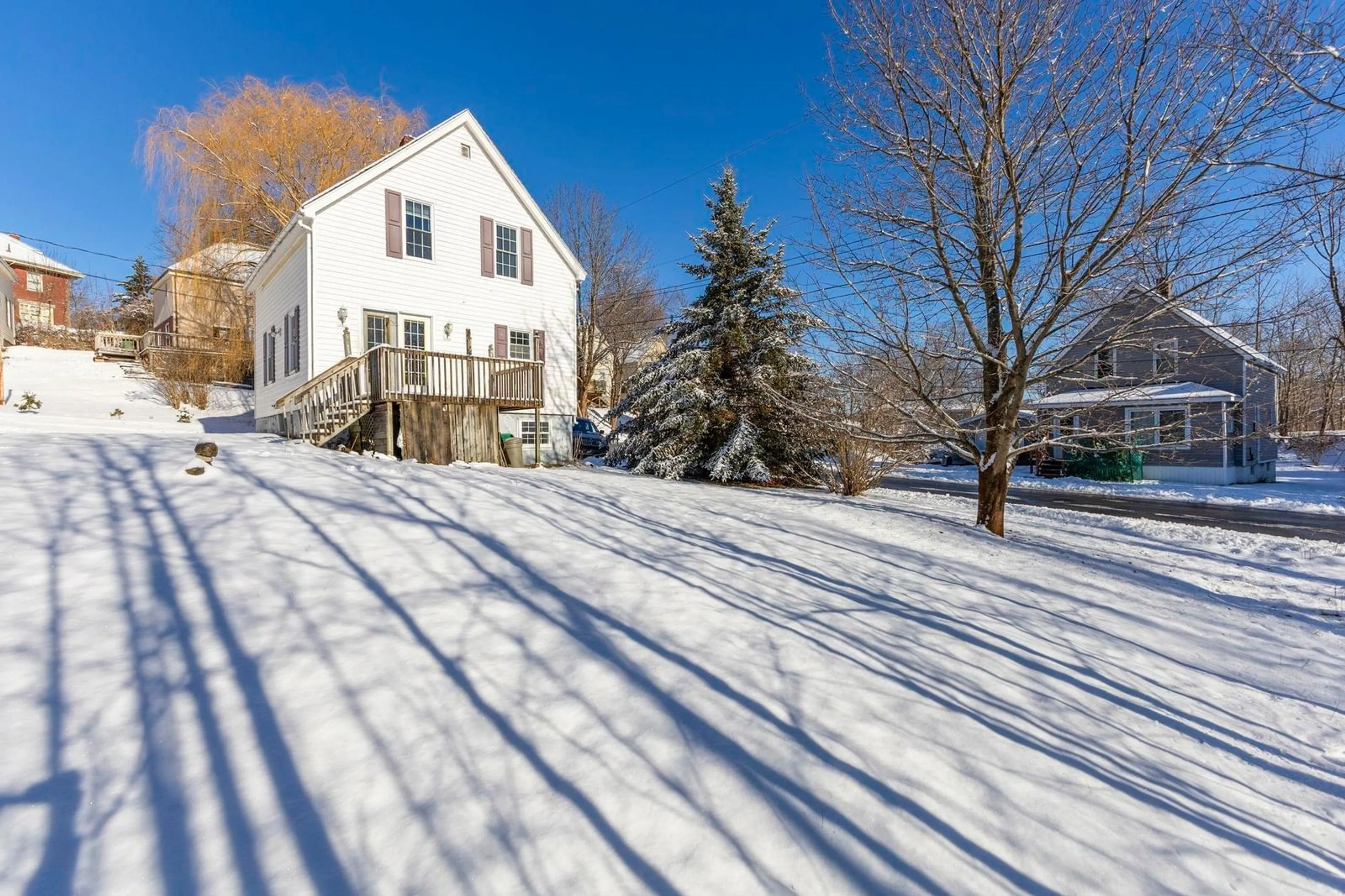 Unknown for 112 Arch St, New Glasgow Nova Scotia B2H 2G2