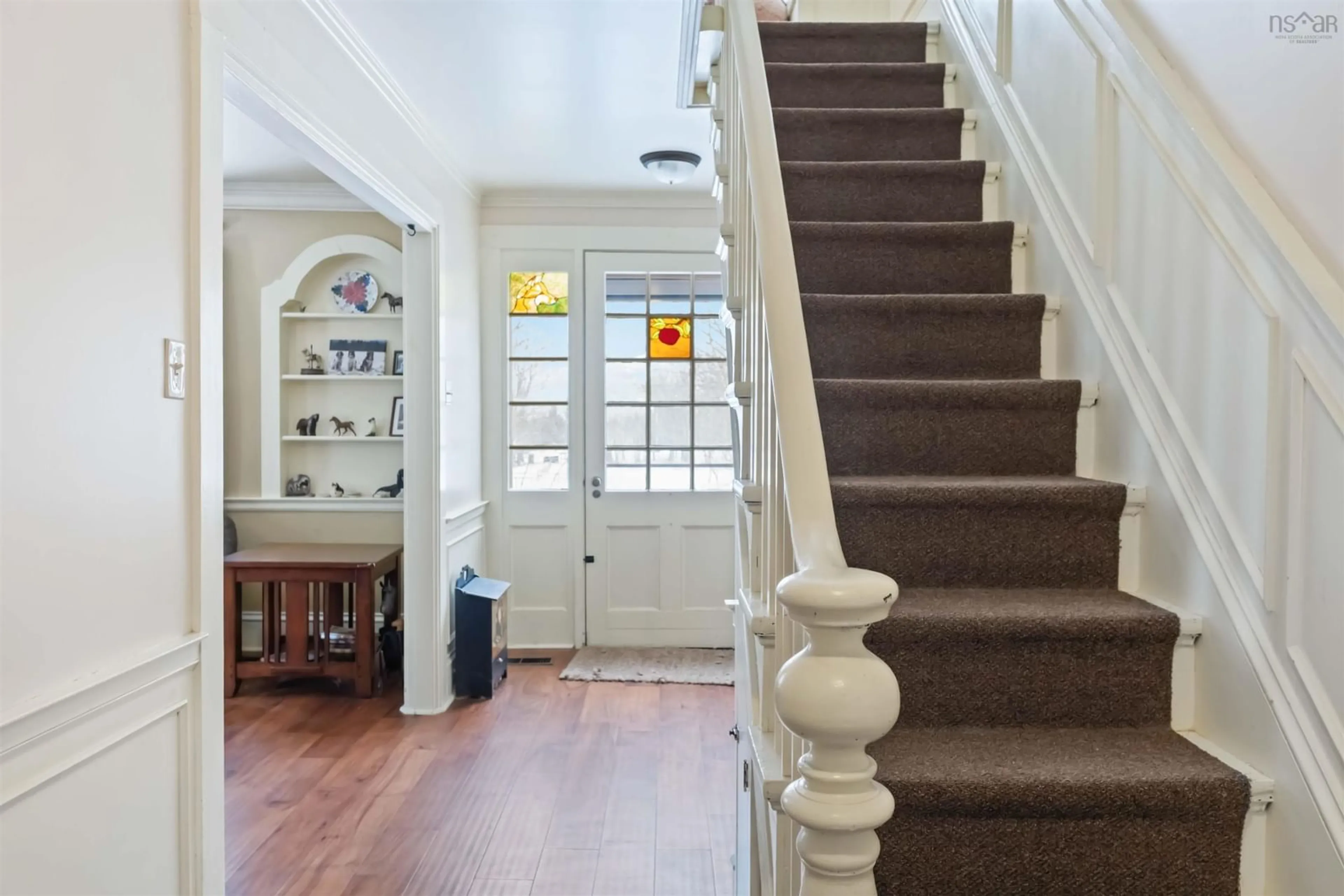 Indoor entryway for 792 Bligh Rd, Woodville Nova Scotia B0P 1G0