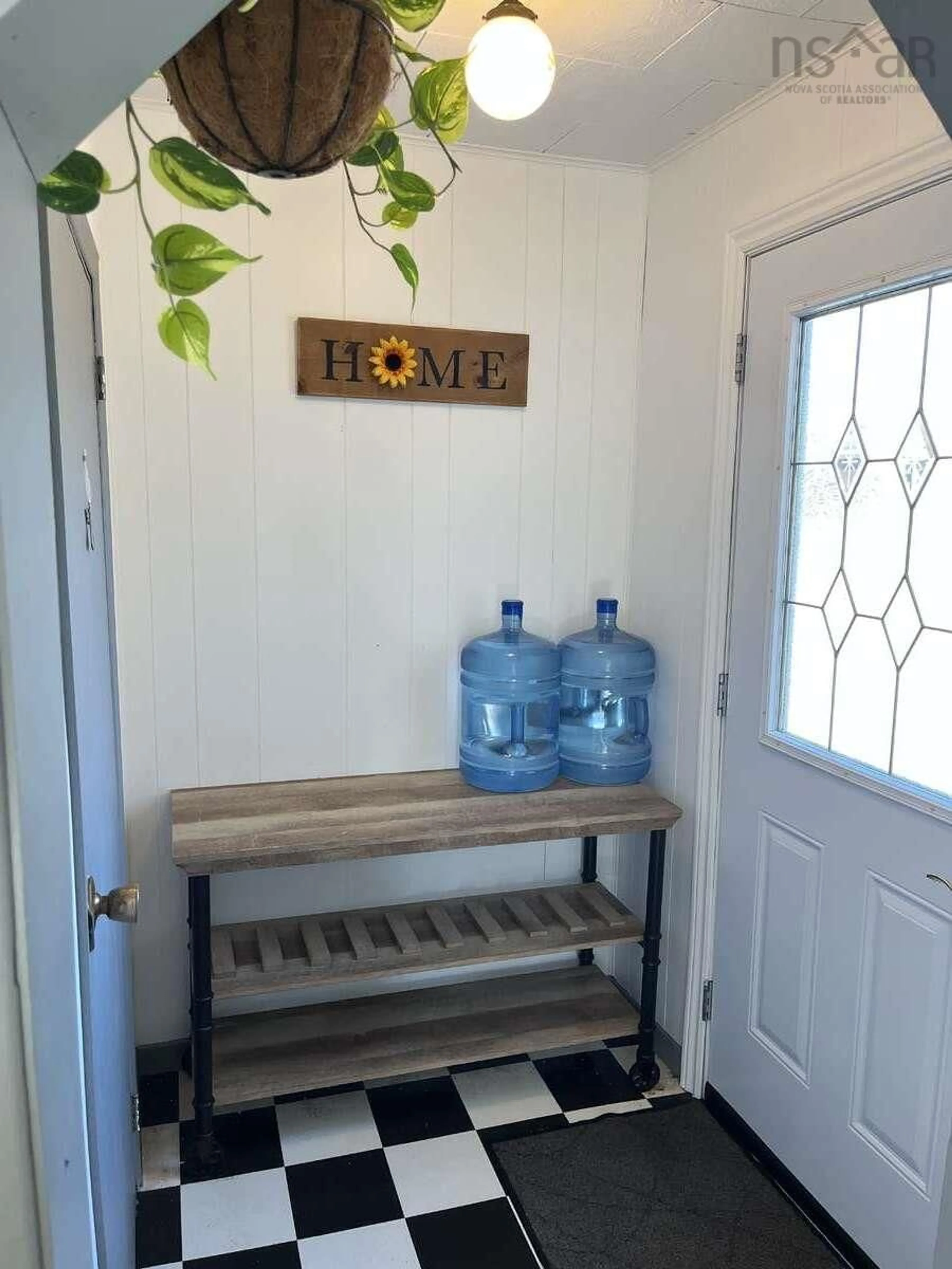 Indoor entryway for 388 Heatherton Village Rd, Heatherton Nova Scotia B0H 1R0