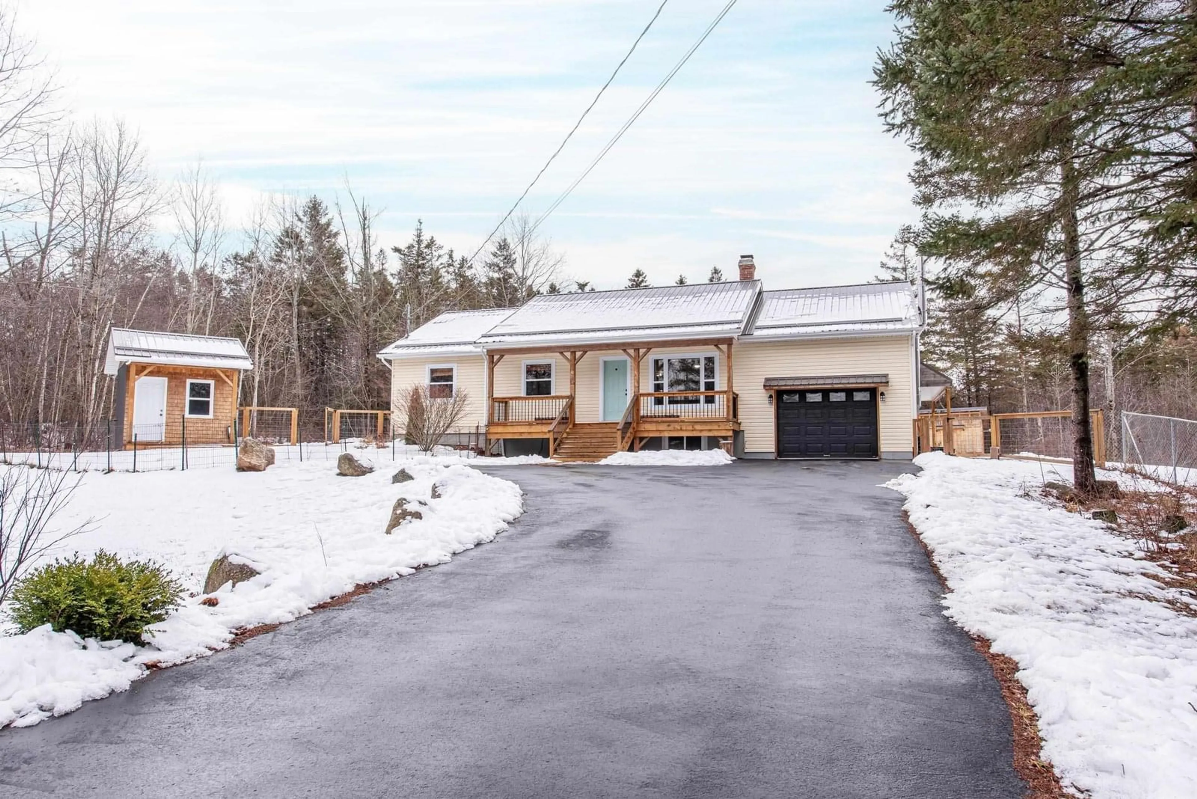 Unknown for 355 Oak Island Rd, Avonport Nova Scotia B0P 1P0