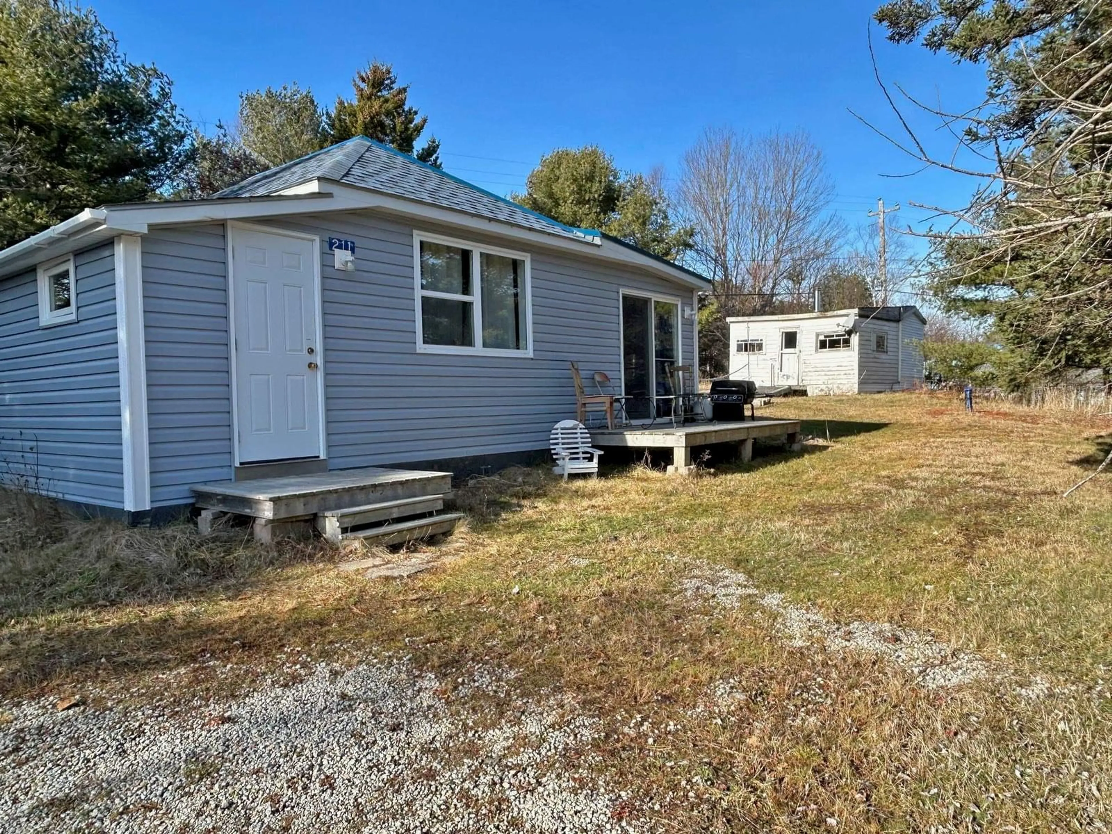 A pic from outside/outdoor area/front of a property/back of a property/a pic from drone, unknown for 211 Old Trunk 3, Chester Nova Scotia B0J 1J0