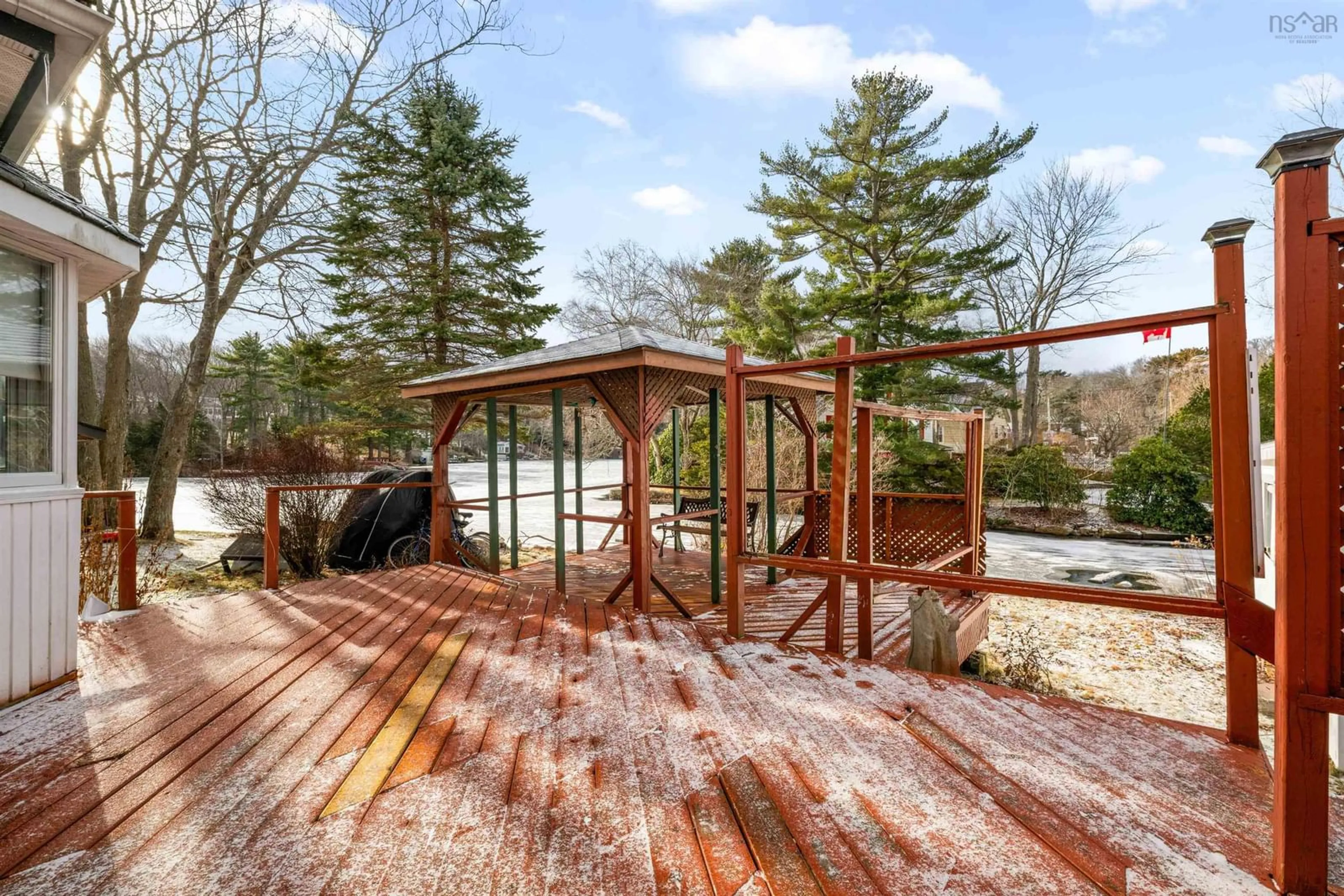 Patio, forest/trees view for 5 Ferndale Dr, Halifax Nova Scotia B3N 1N7