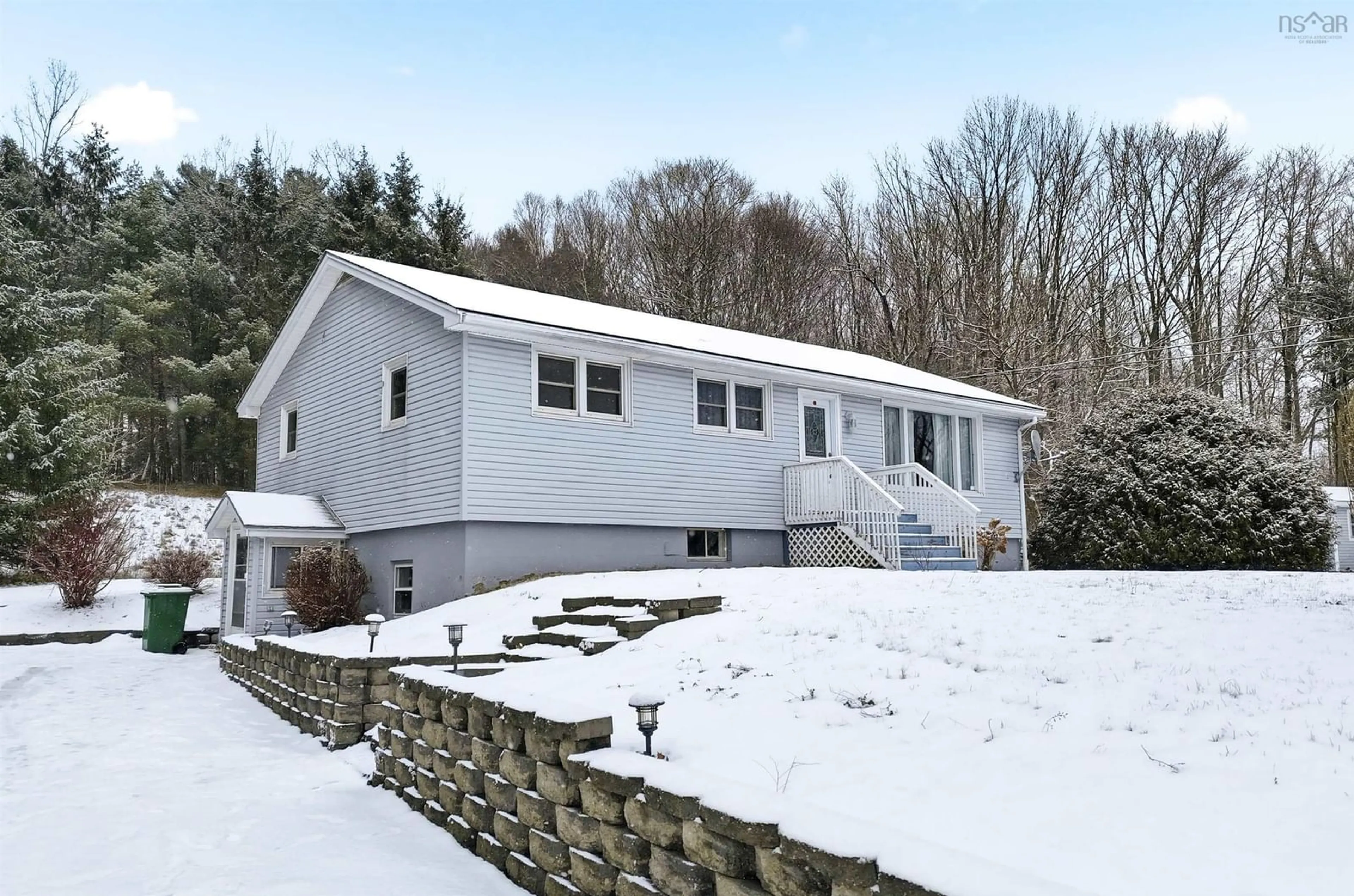 Home with vinyl exterior material, unknown for 960 10 Hwy, Cookville Nova Scotia B4V 1C4