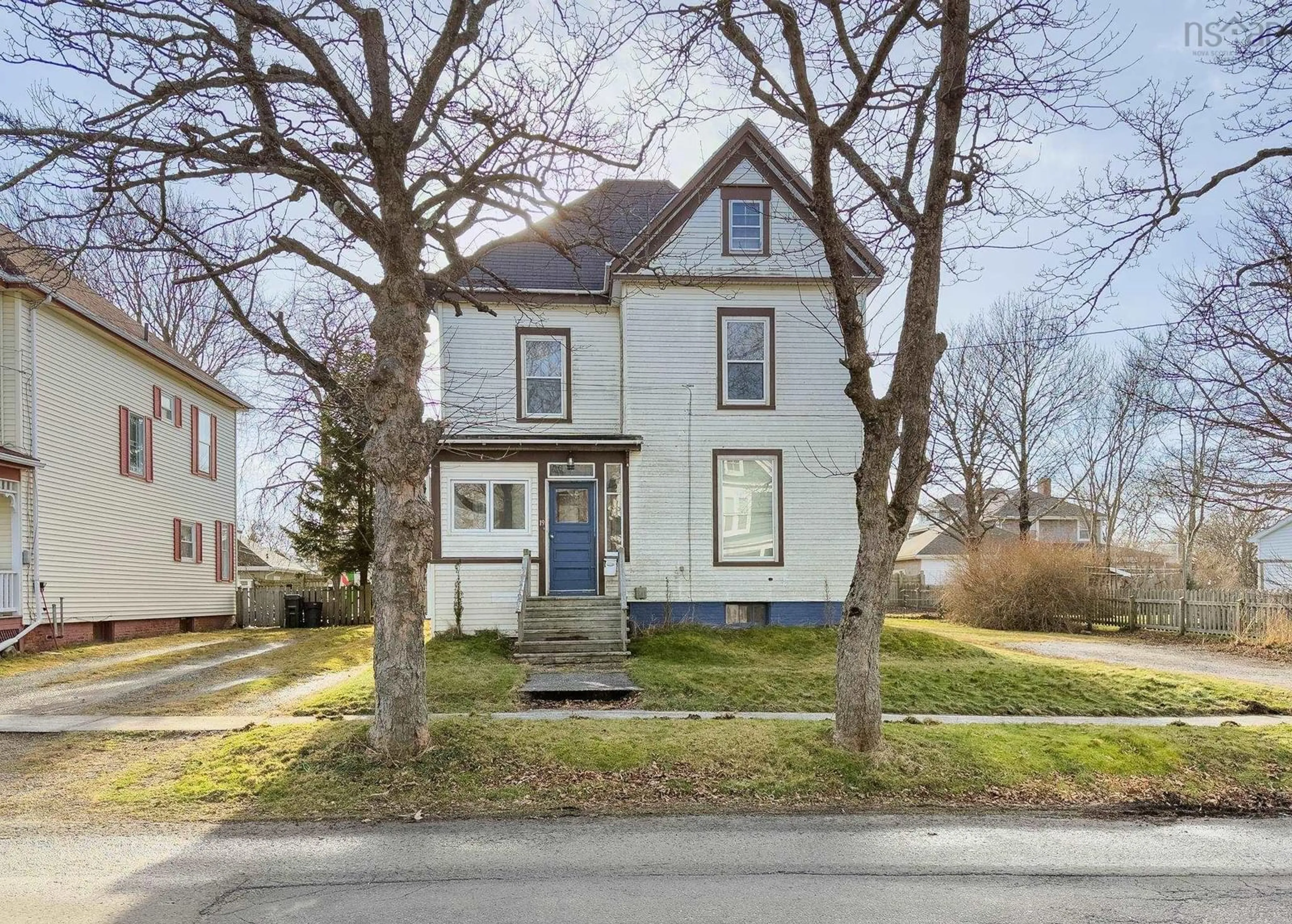 Unknown for 19 Porter St, Yarmouth Nova Scotia B5A 2Y7
