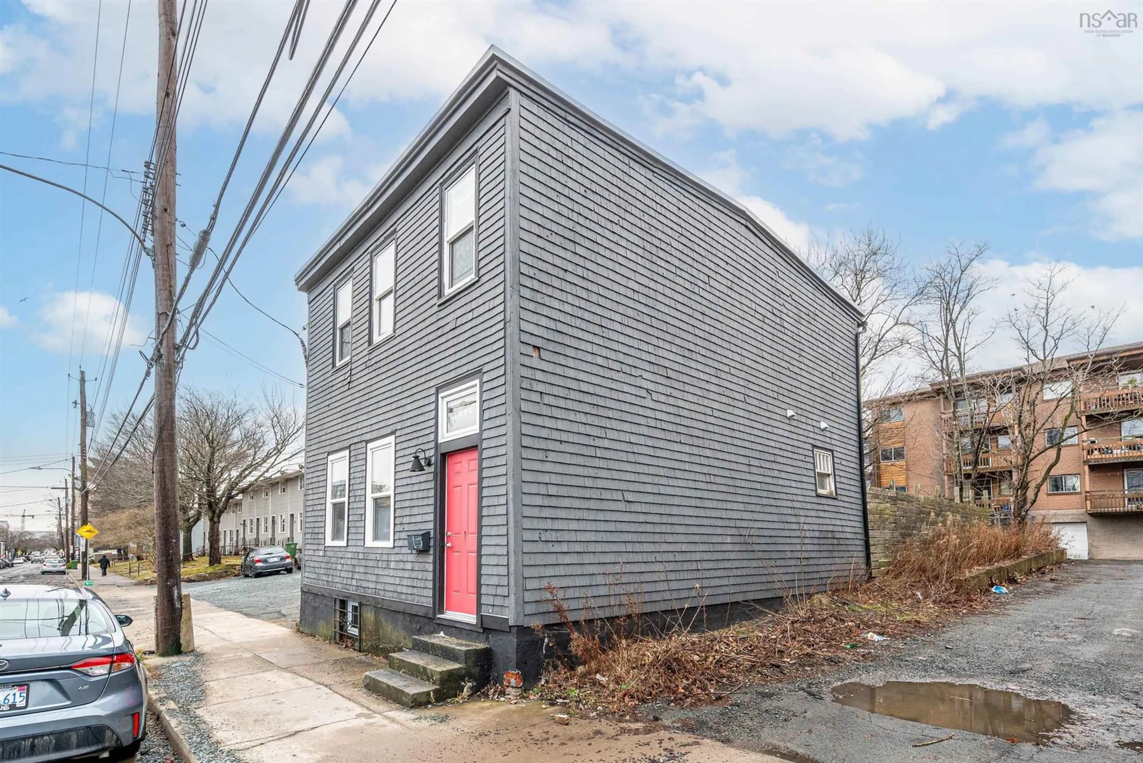 Unknown for 2464 Creighton St, Halifax Nova Scotia B3K 3S1