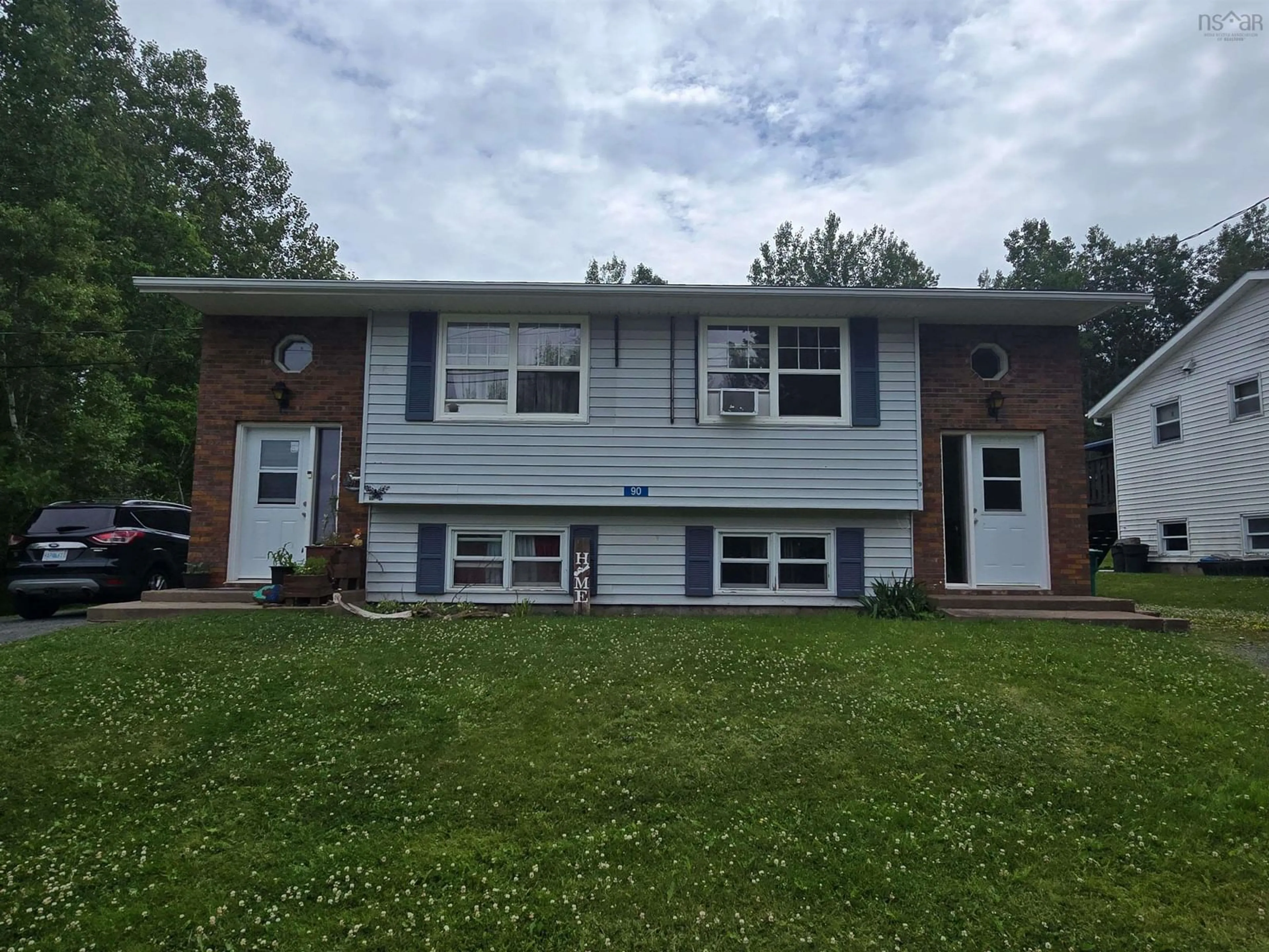 Unknown for 90 Fourteenth St, Trenton Nova Scotia B0K 1X0