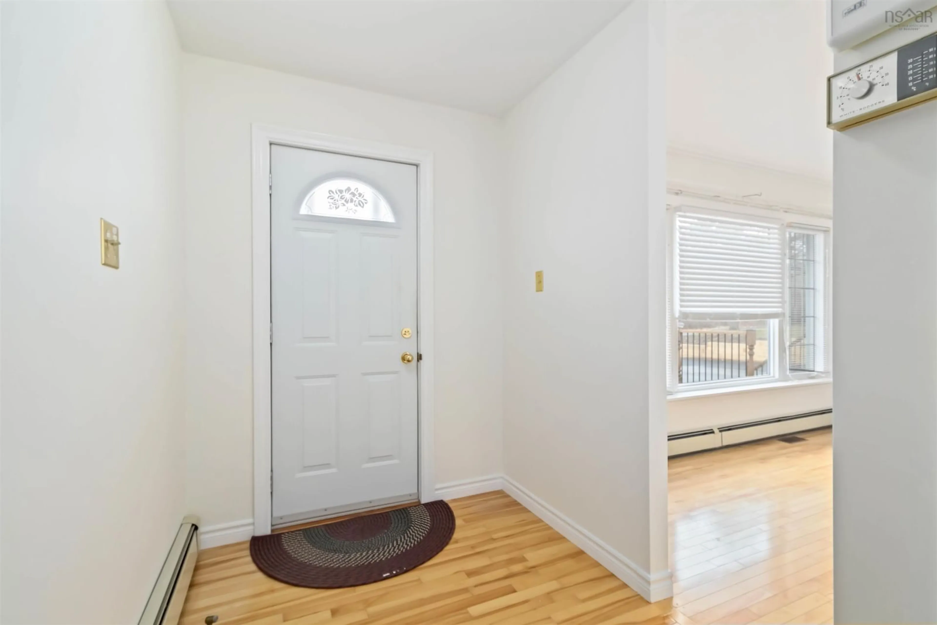 Indoor entryway for 5 Main St, Bedford Nova Scotia B4A 2M5
