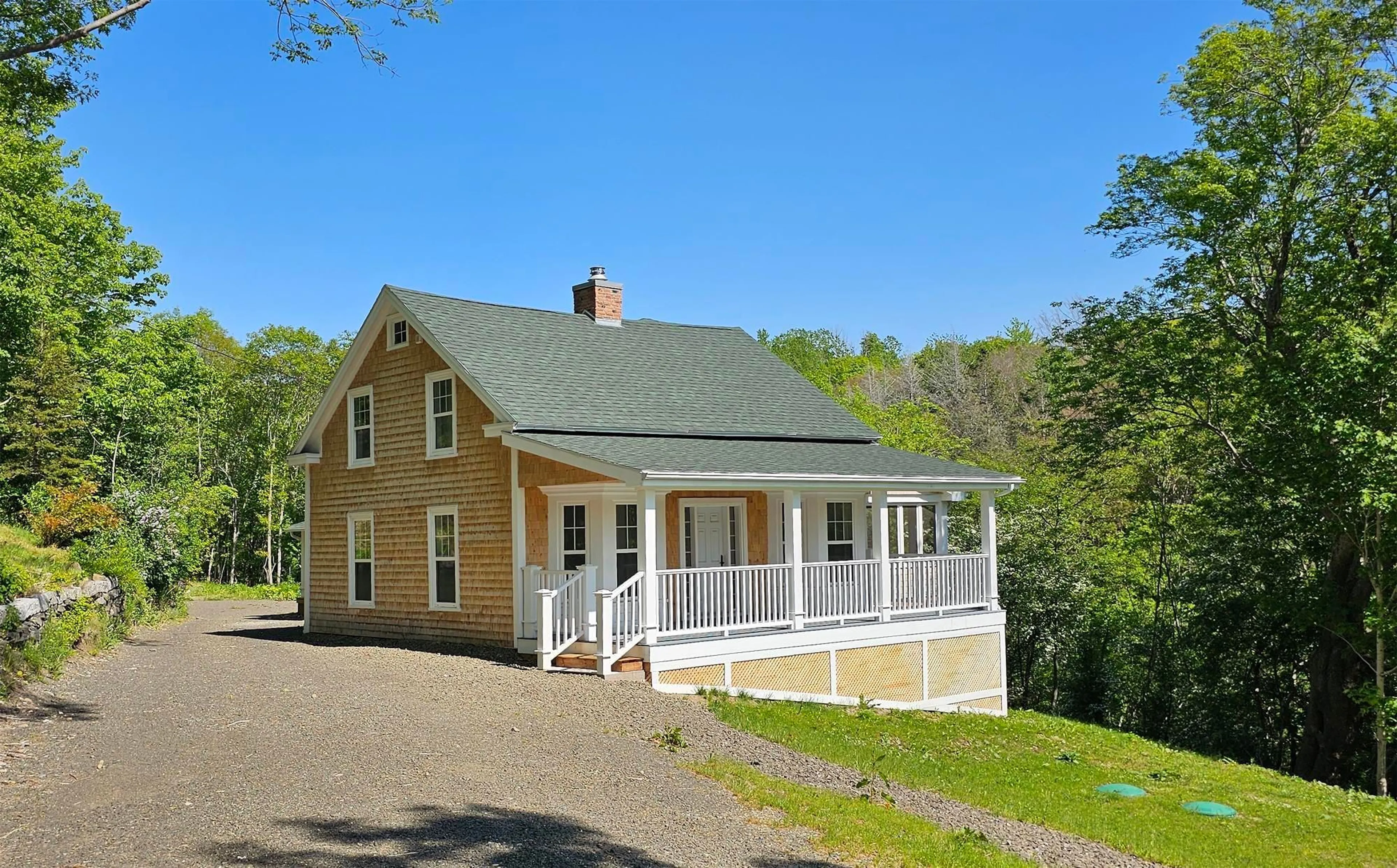 Home with vinyl exterior material, unknown for 1940 Clementsvale Rd, Bear River Nova Scotia B0S 1B0
