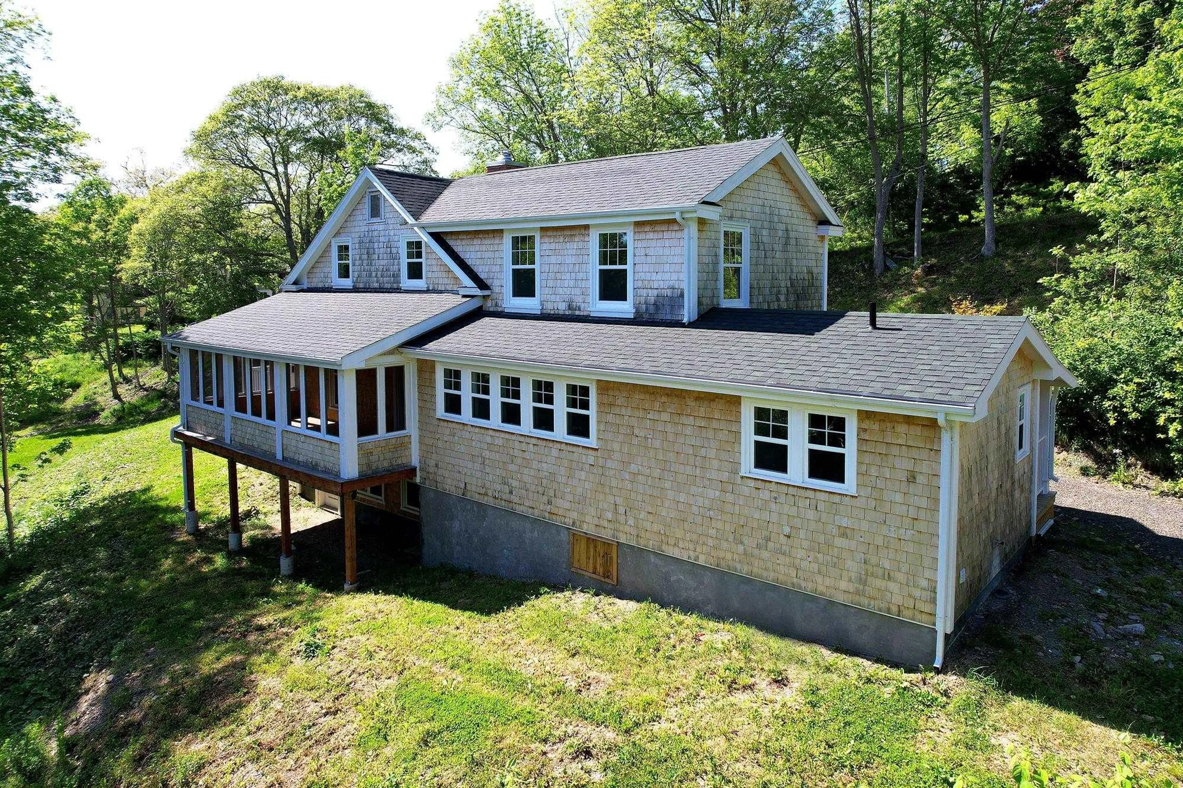 A pic from outside/outdoor area/front of a property/back of a property/a pic from drone, building for 1940 Clementsvale Rd, Bear River Nova Scotia B0S 1B0