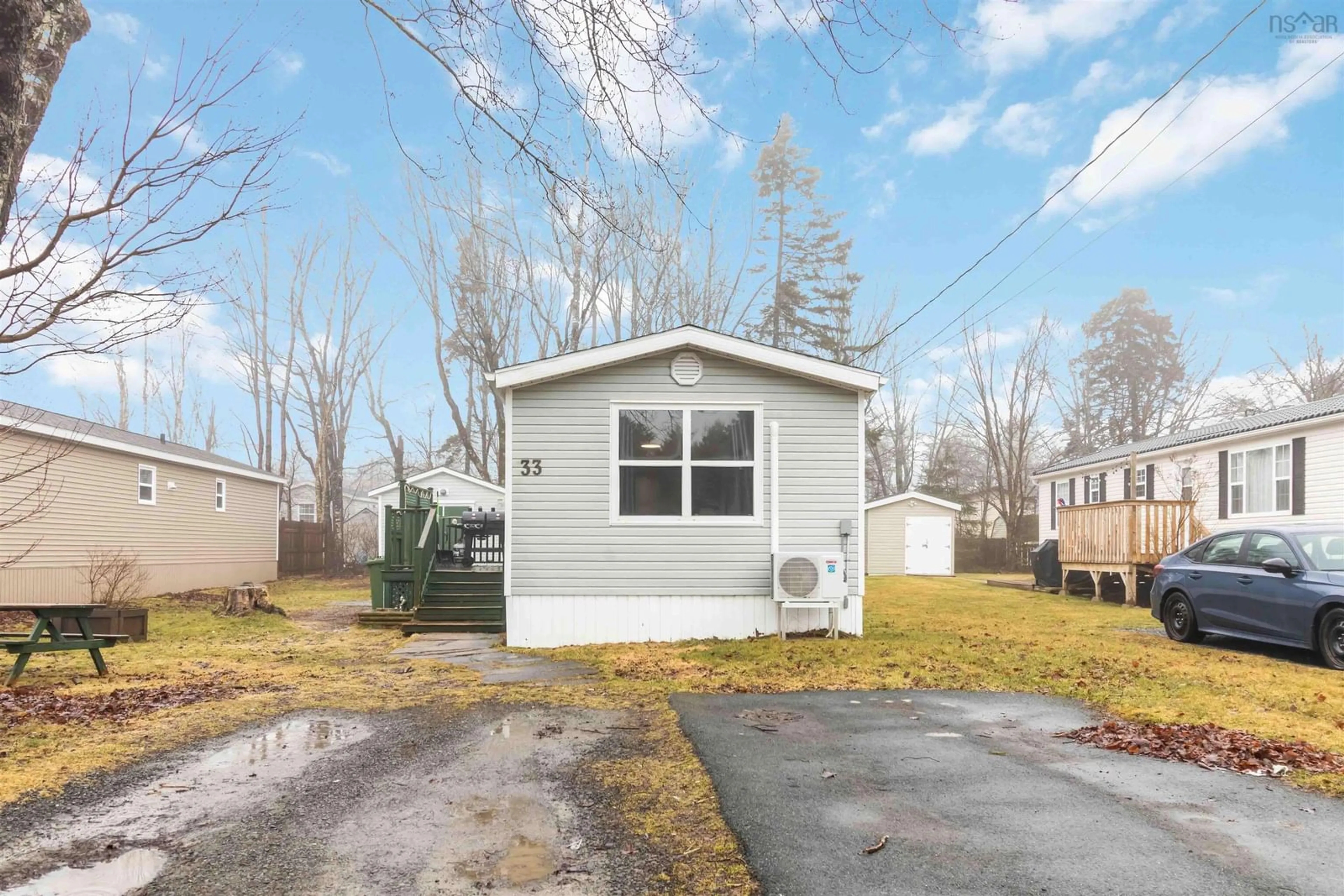 Shed for 33 Elcona Dr, Middle Sackville Nova Scotia B4E 3B1
