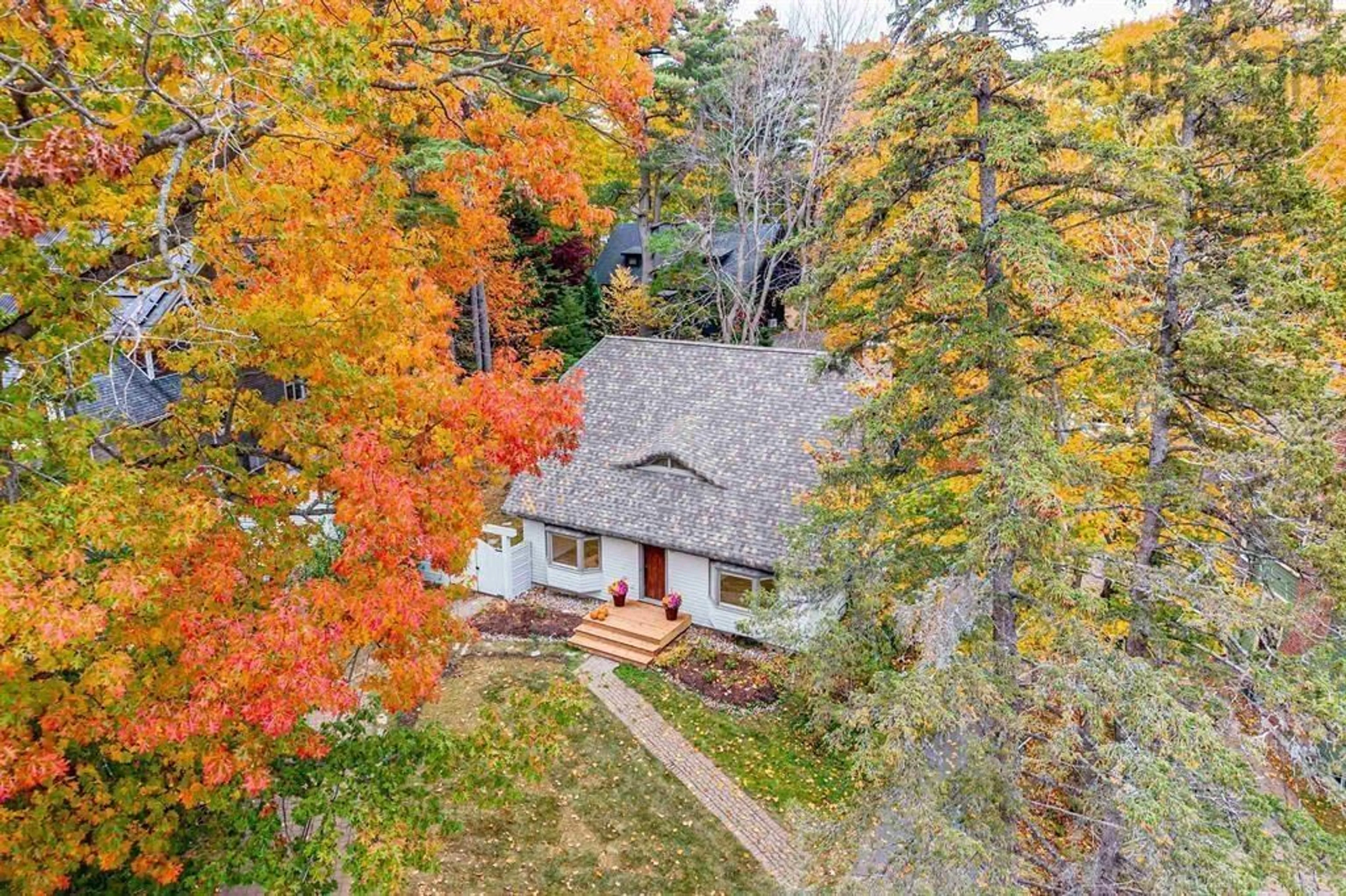 A pic from outside/outdoor area/front of a property/back of a property/a pic from drone, forest/trees view for 680 Shore Dr, Bedford Nova Scotia B4A 2E1