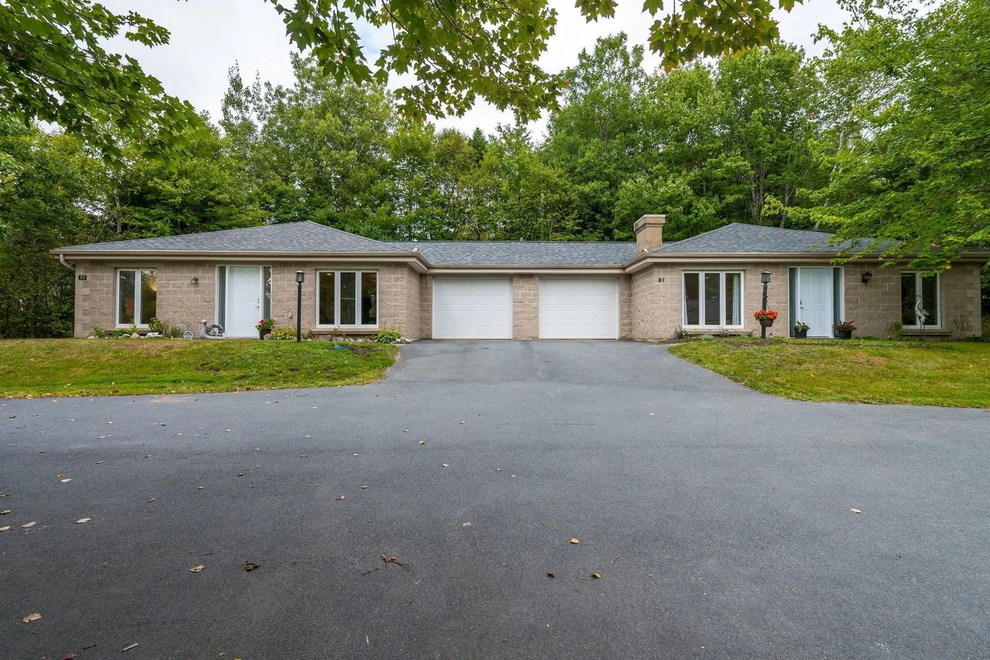 Unknown for 31-33 Birch Grove, Upper Tantallon Nova Scotia B3Z 1L1