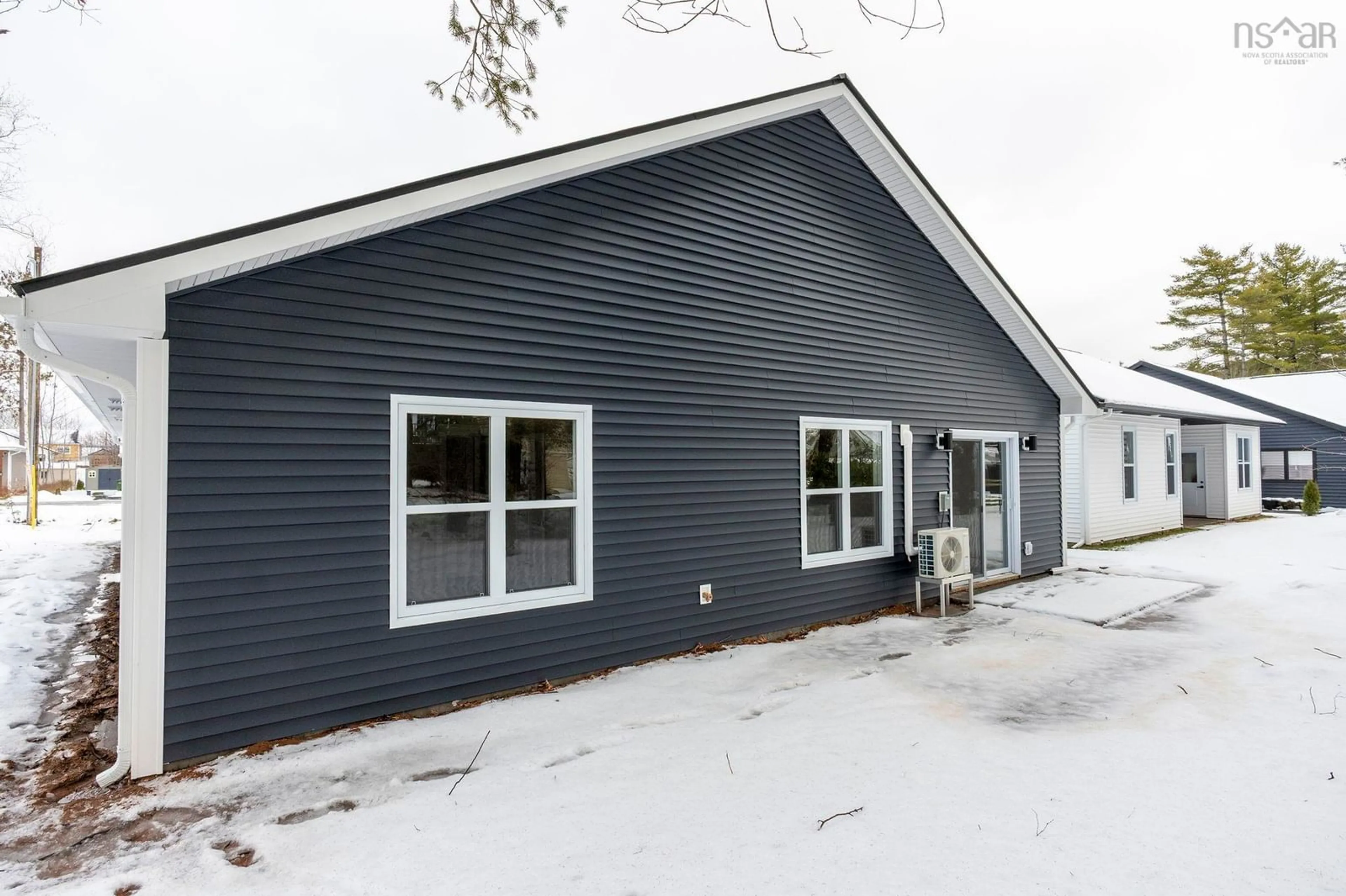 Unknown for 10 Peterson St, Cambridge Nova Scotia B0P 1G0