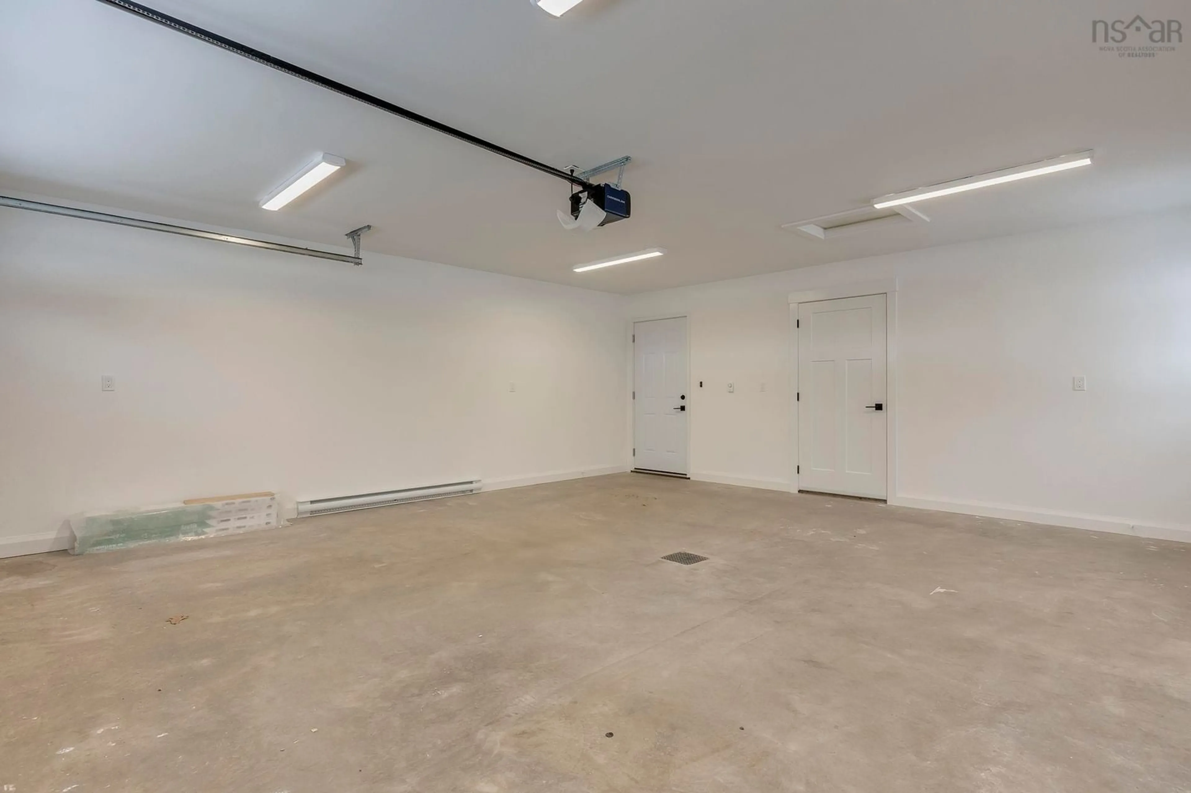 Indoor garage for 10 Peterson St, Cambridge Nova Scotia B0P 1G0