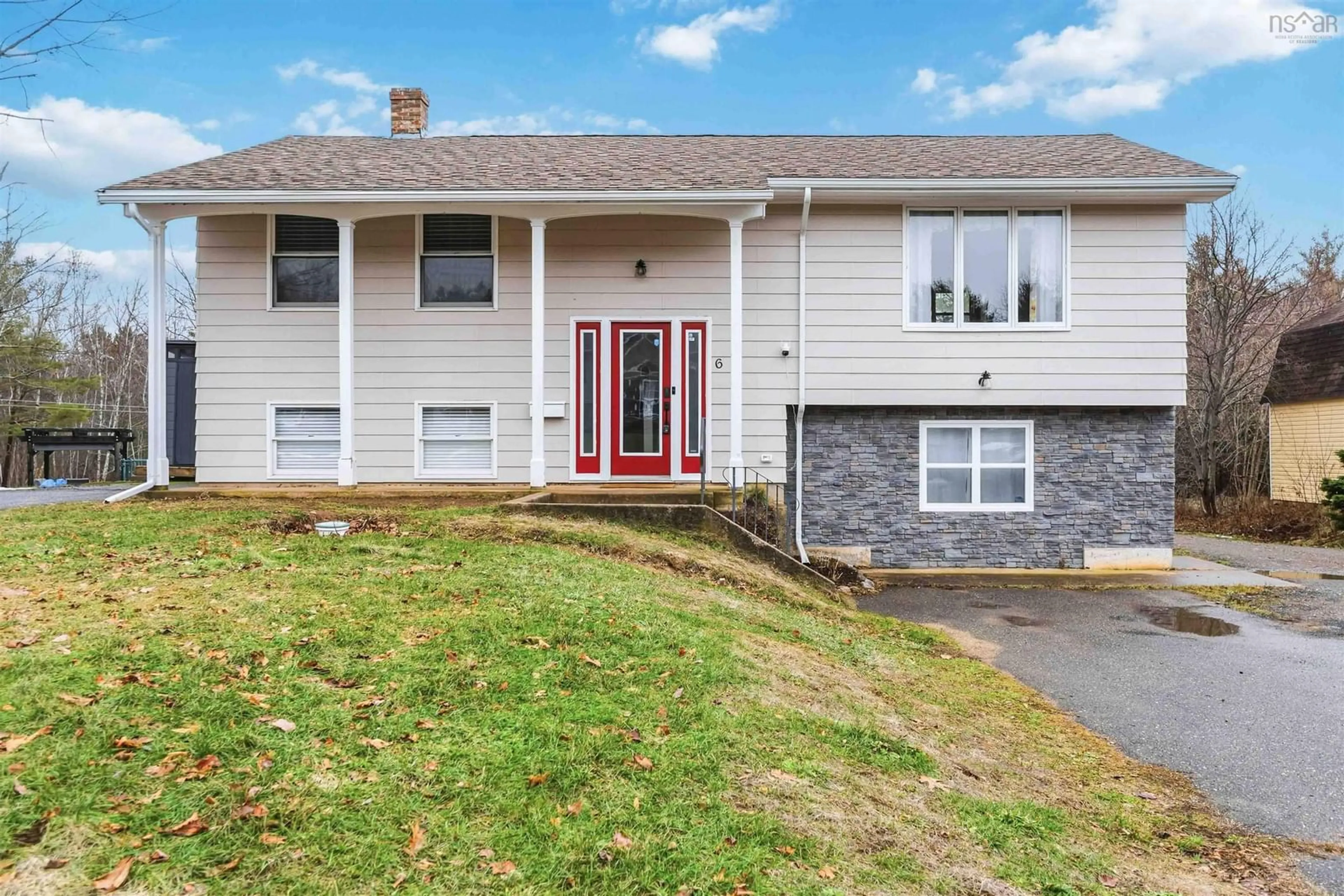 Home with vinyl exterior material, street for 6 Robinson Drive, Berwick Nova Scotia B0P 1E0