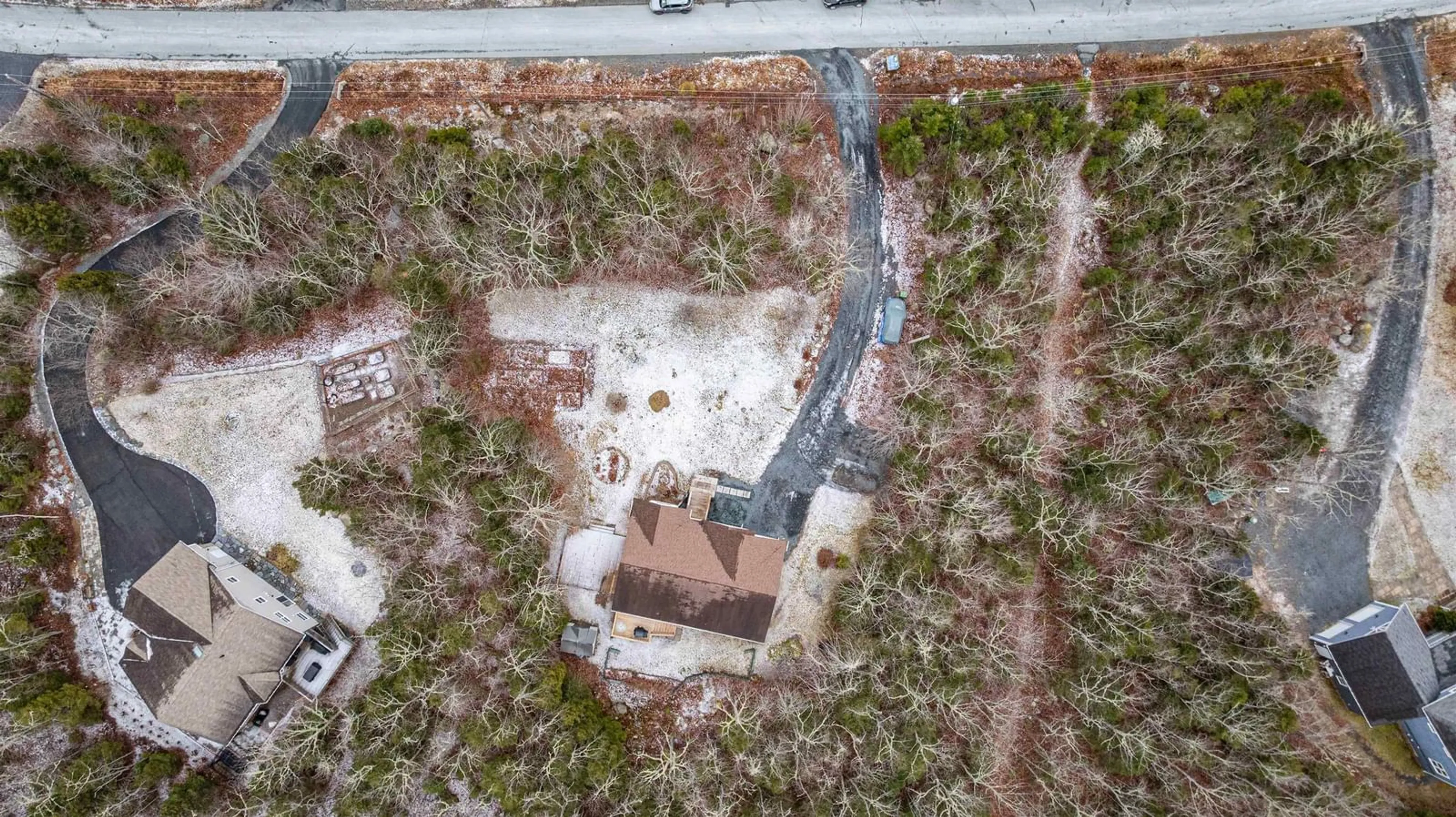A pic from outside/outdoor area/front of a property/back of a property/a pic from drone, street for 89 Clearwood Crt, Head Of St. Margarets Bay Nova Scotia B3Z 0E7