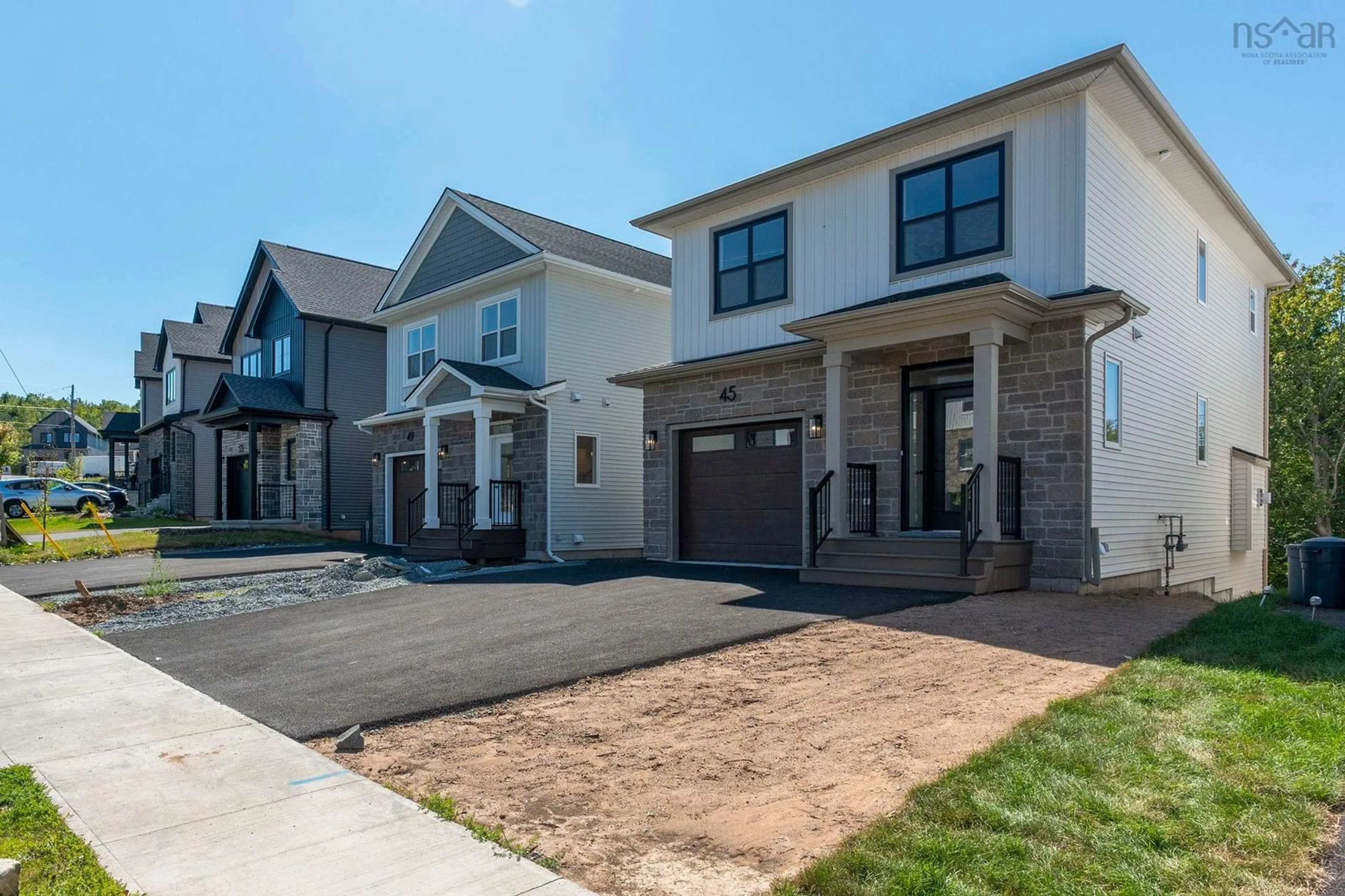 Home with brick exterior material, street for PC-38 45 Pearlgarden Close, Dartmouth Nova Scotia B2X 0C3