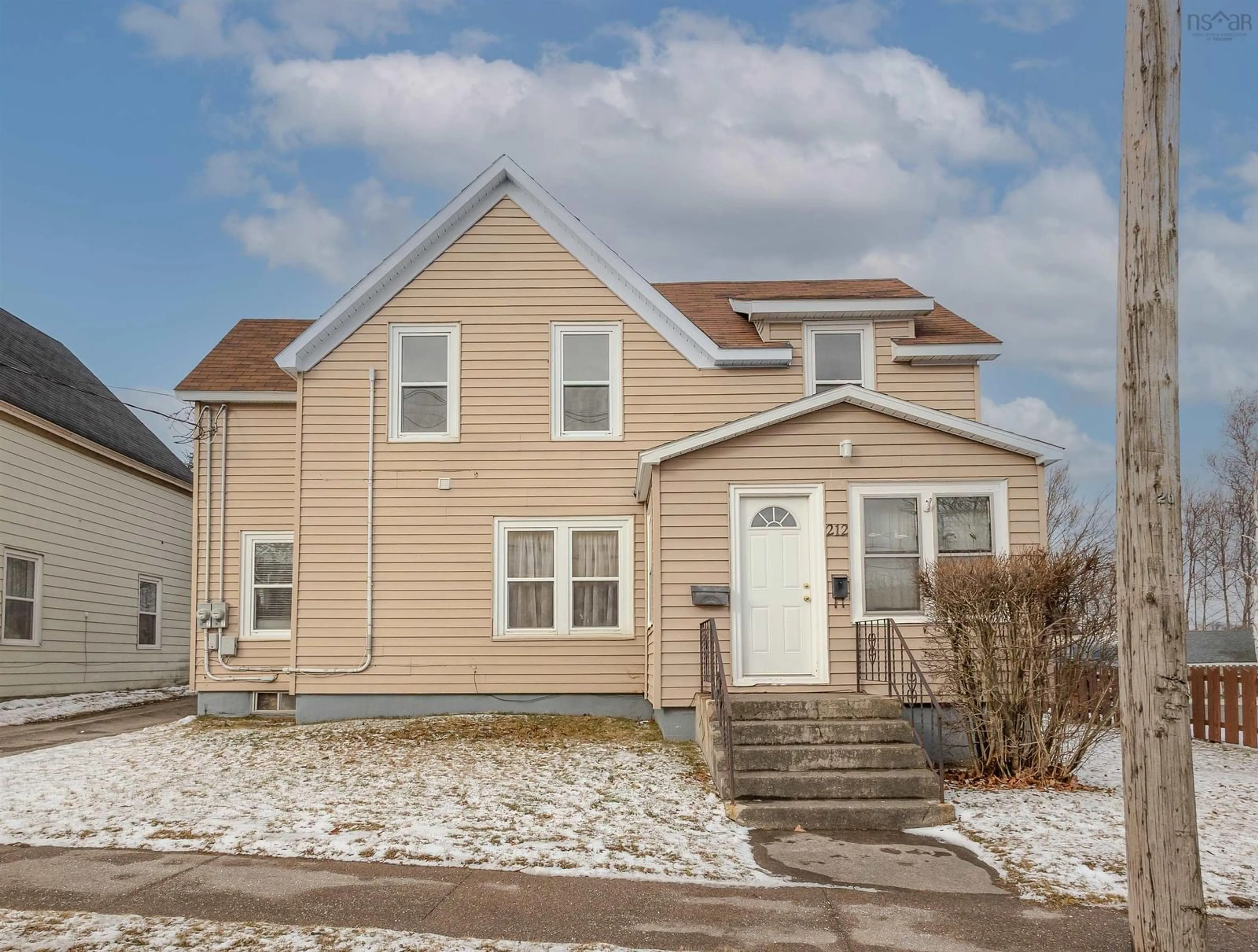 Home with vinyl exterior material, street for 212 Argyle St, Sydney Nova Scotia B1S 2V8