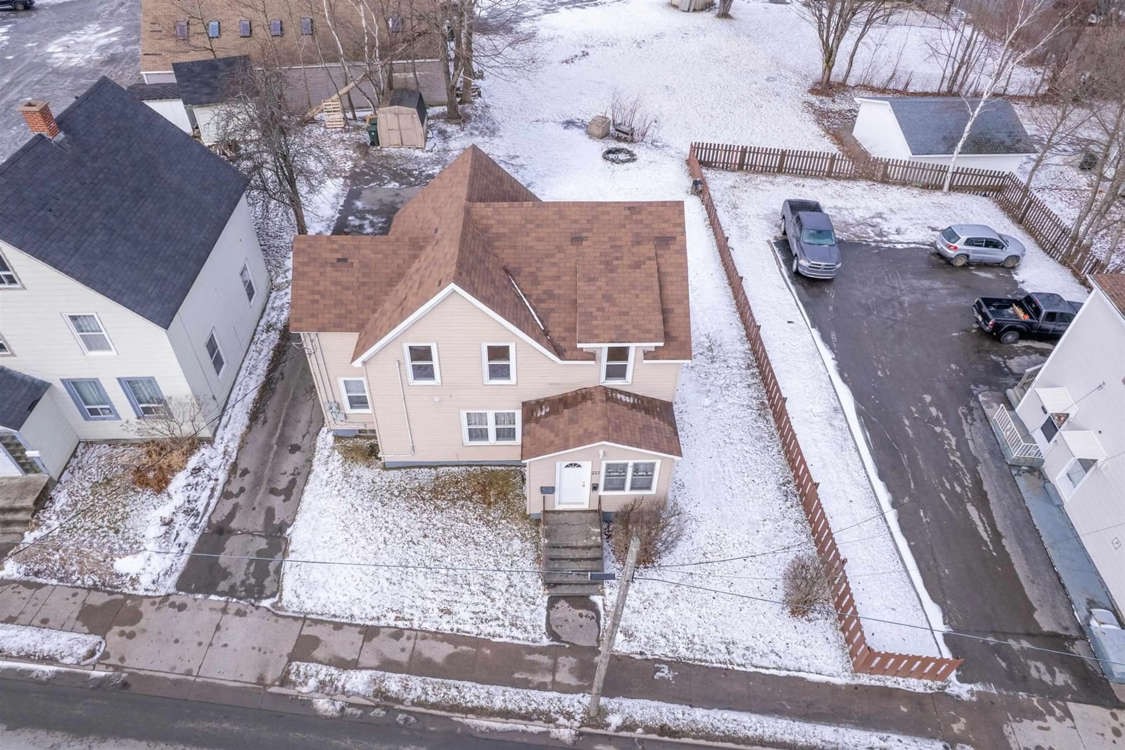 A pic from outside/outdoor area/front of a property/back of a property/a pic from drone, street for 212 Argyle St, Sydney Nova Scotia B1S 2V8