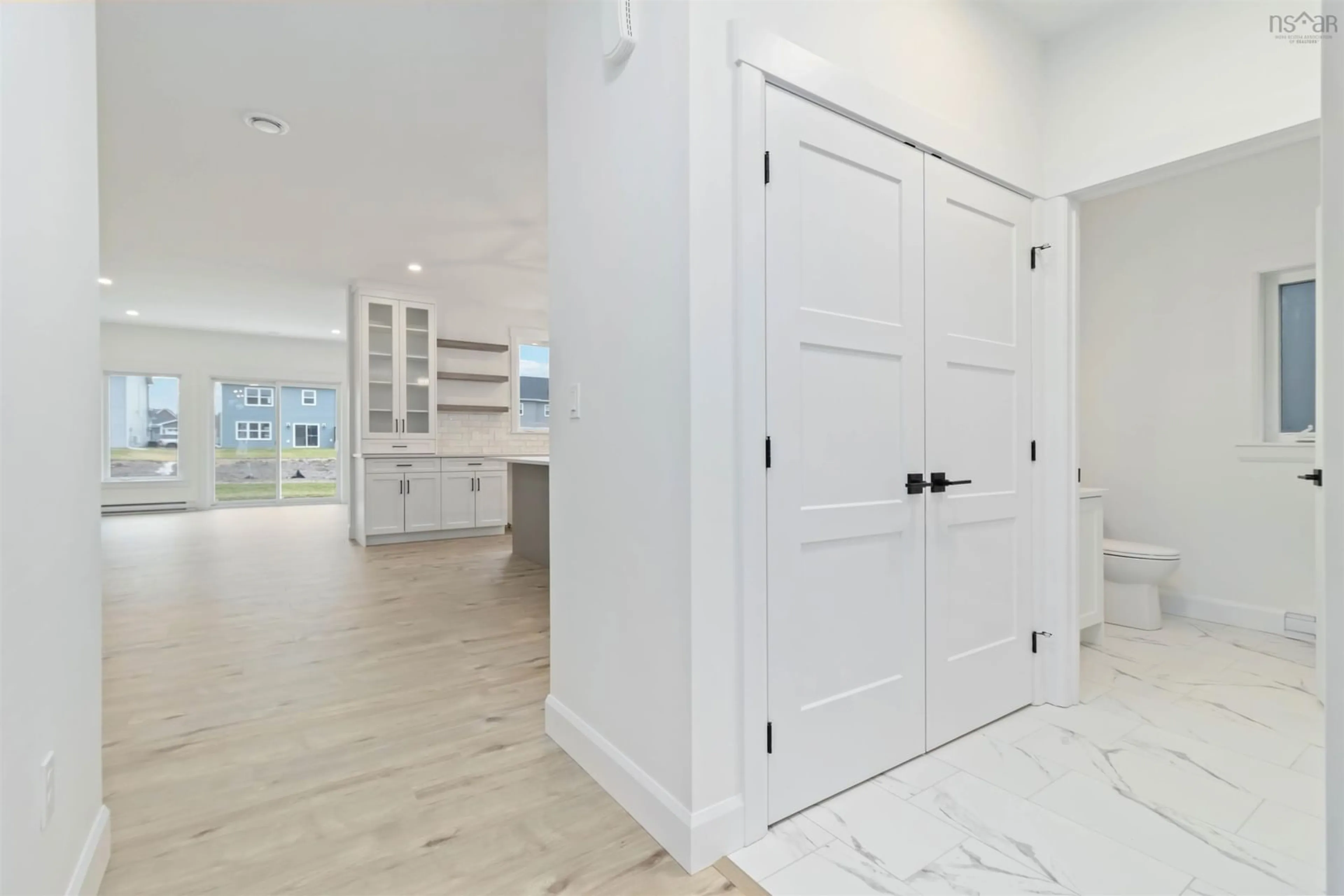 Indoor entryway for 44 Brianna Dr, Lantz Nova Scotia B2S 0K4