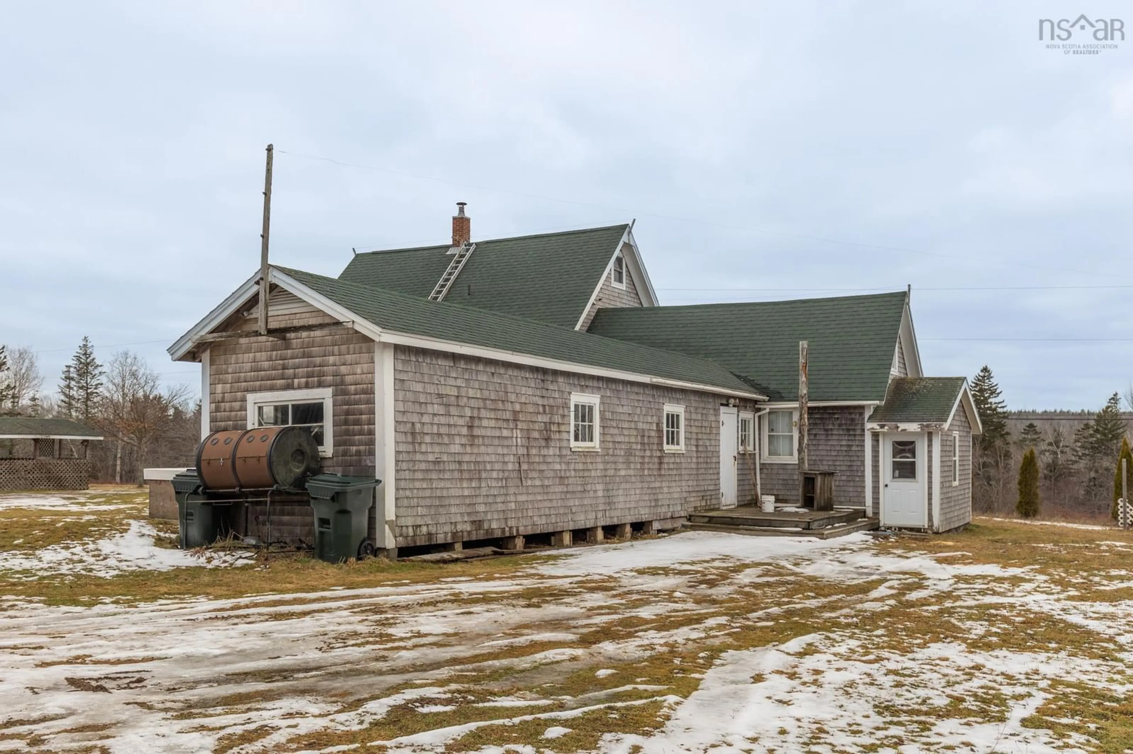 A pic from outside/outdoor area/front of a property/back of a property/a pic from drone, building for 311 Haley Dr, Deerfield Nova Scotia B5A 5N7
