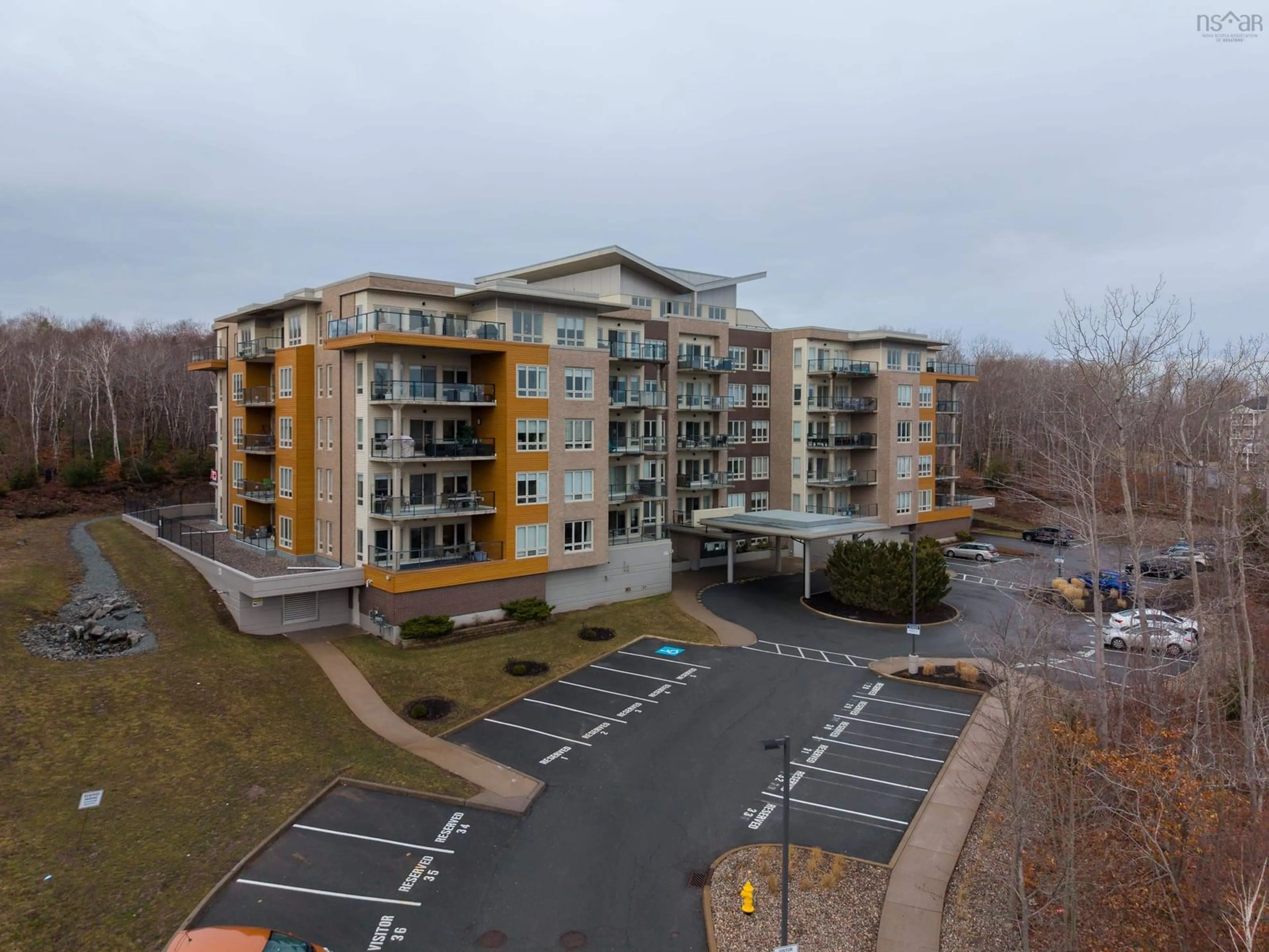 A pic from outside/outdoor area/front of a property/back of a property/a pic from drone, unknown for 267 Gary Martin Dr #302, Bedford Nova Scotia B4B 0P5