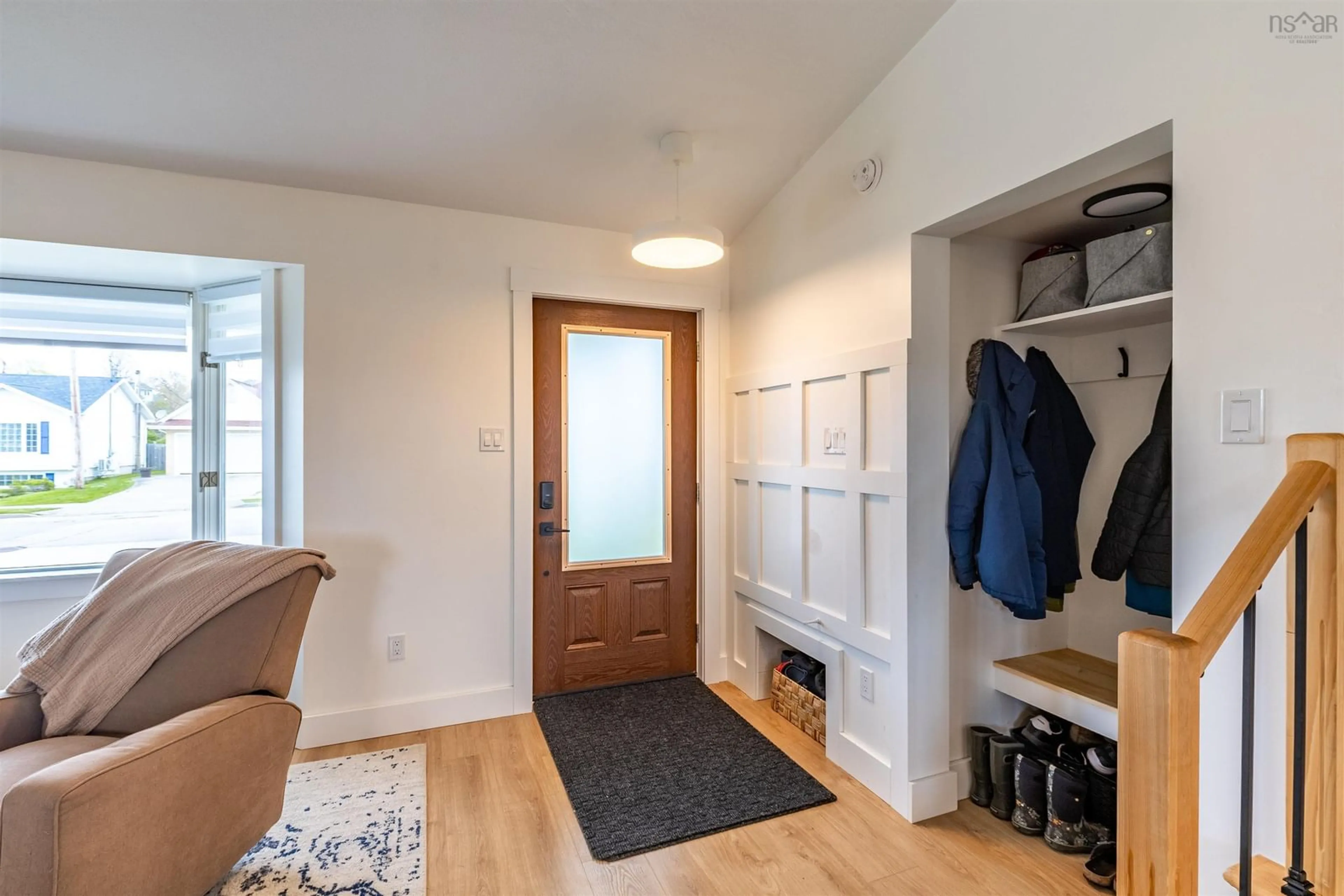 Indoor entryway for 484 Brunswick St, Yarmouth Nova Scotia B5A 4S1