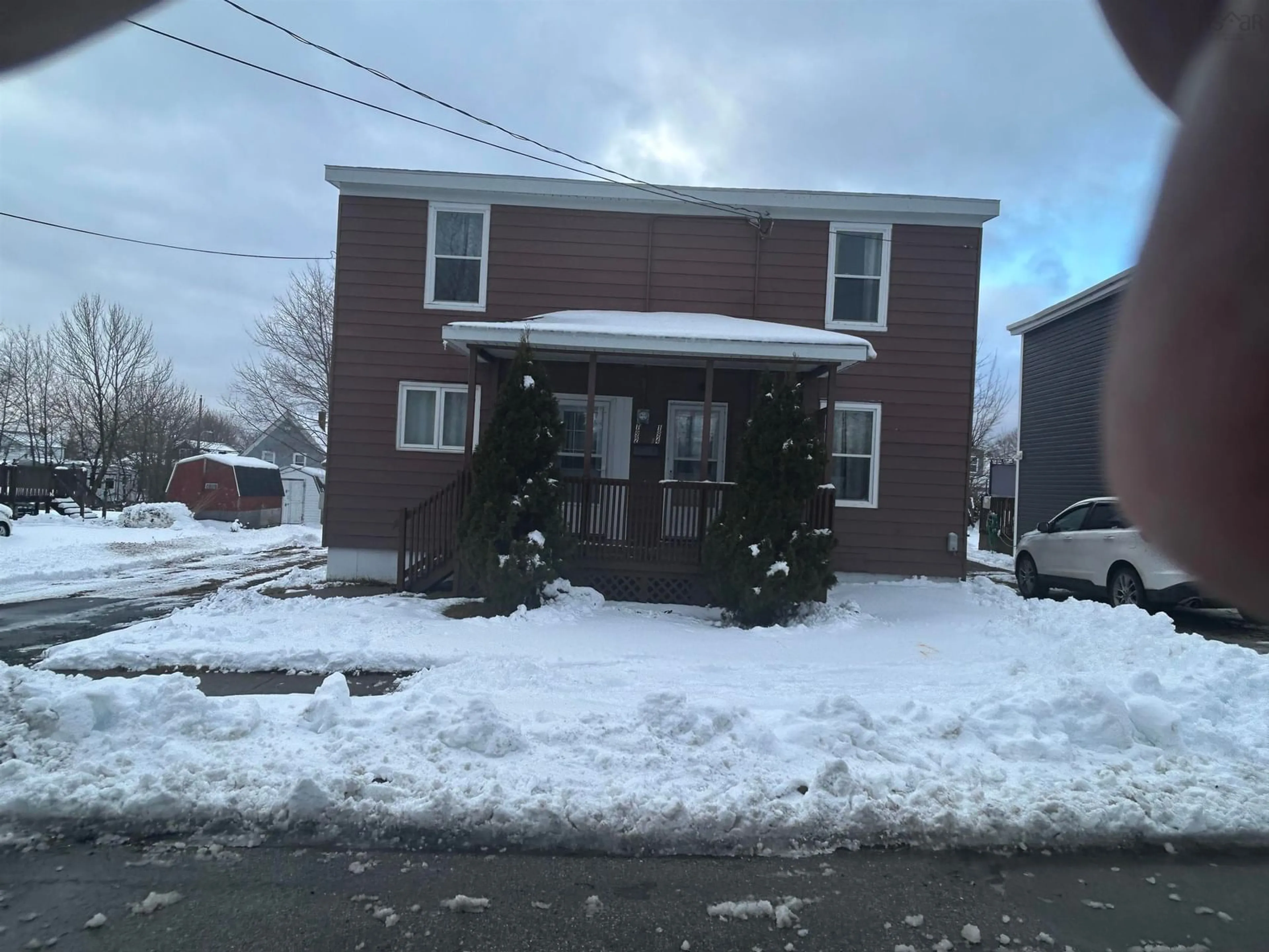 Unknown for 192-194 Gatacre St, Sydney Nova Scotia B1N 1Z2